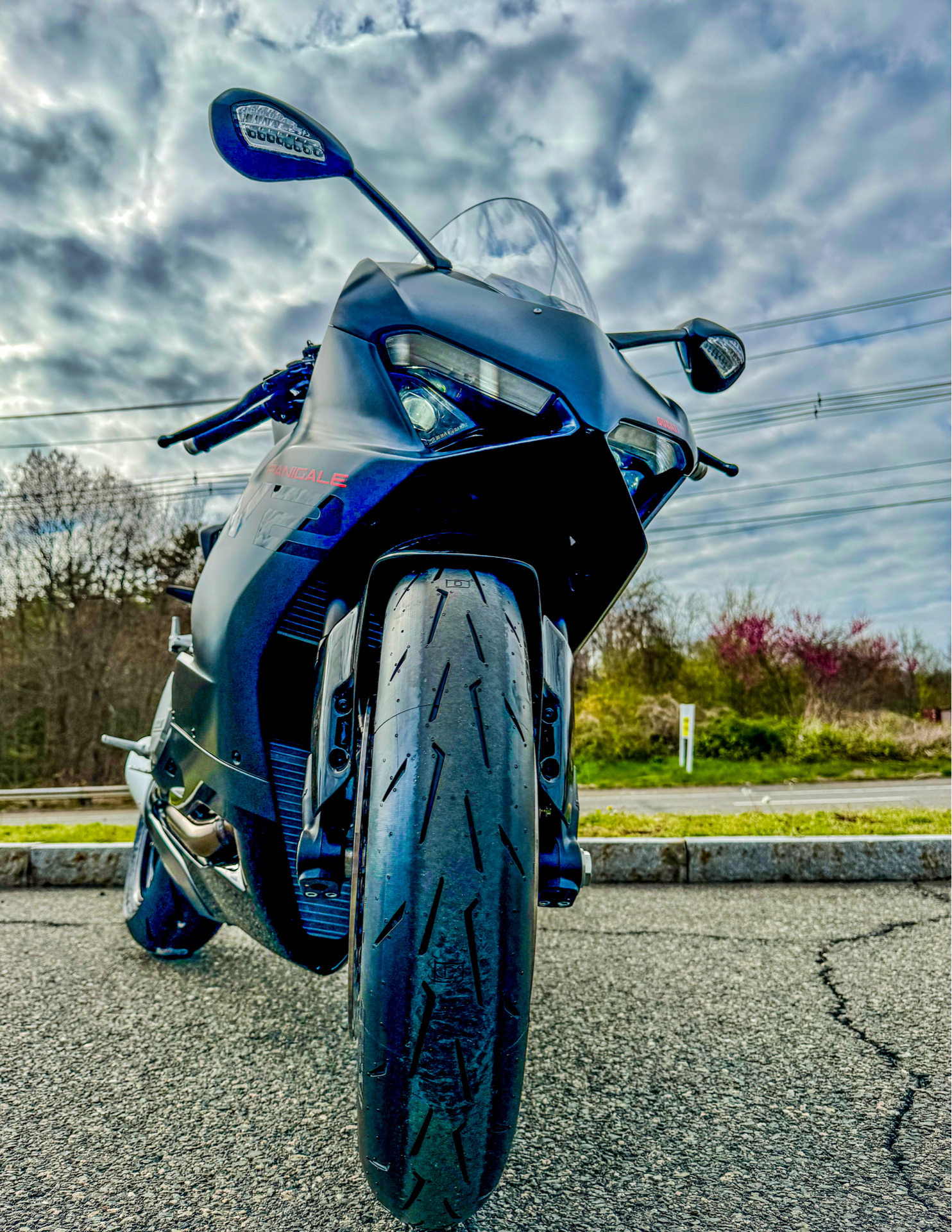 2024 Ducati Panigale V2 in Concord, New Hampshire - Photo 11
