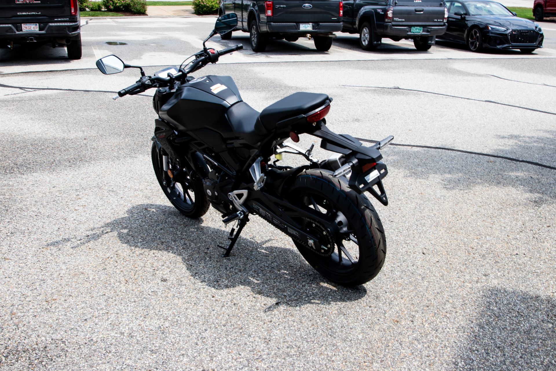 2024 Honda CB300R ABS in Concord, New Hampshire - Photo 8