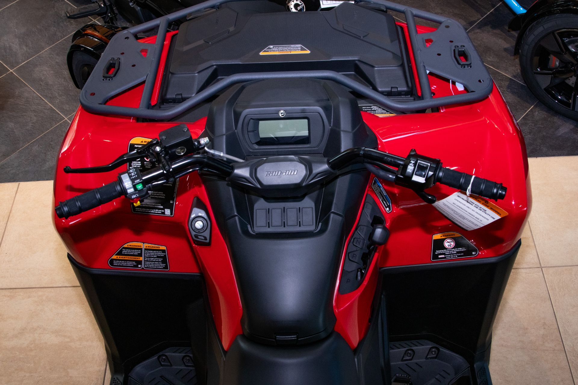 2023 Can-Am Outlander 700 in Concord, New Hampshire - Photo 2