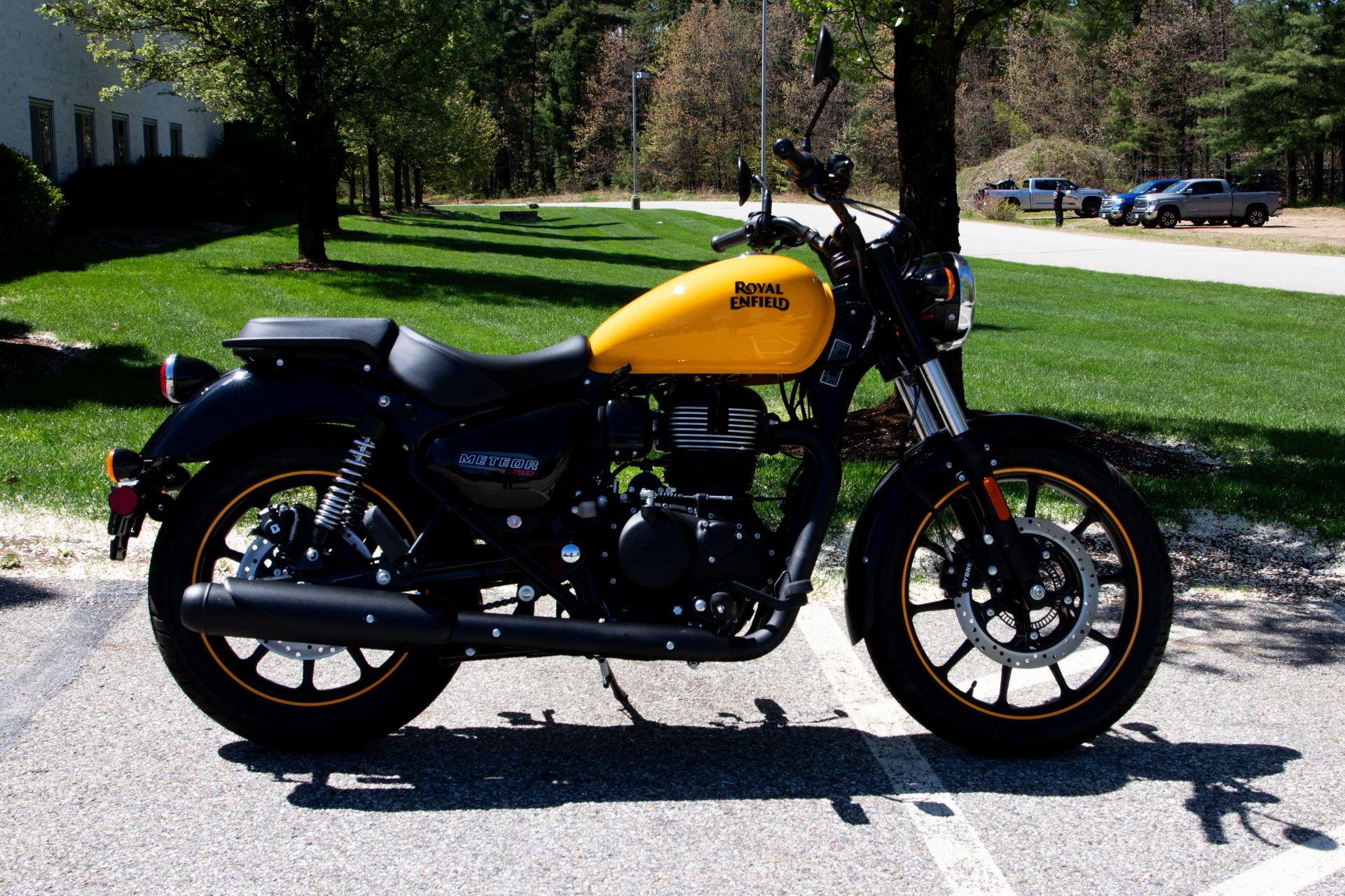 2023 Royal Enfield Meteor 350 in Concord, New Hampshire - Photo 1