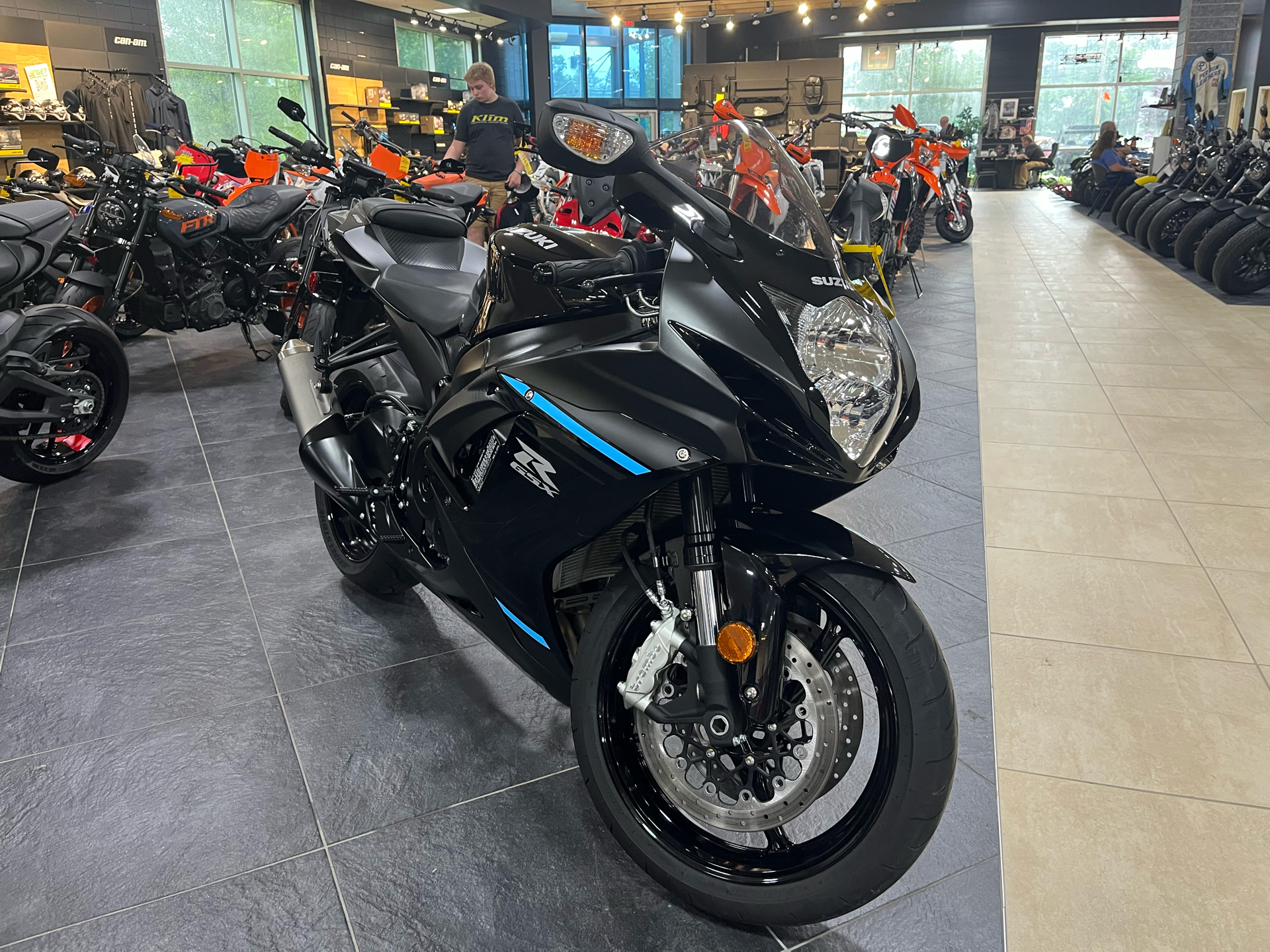 2024 Suzuki GSX-R600 in Concord, New Hampshire - Photo 2