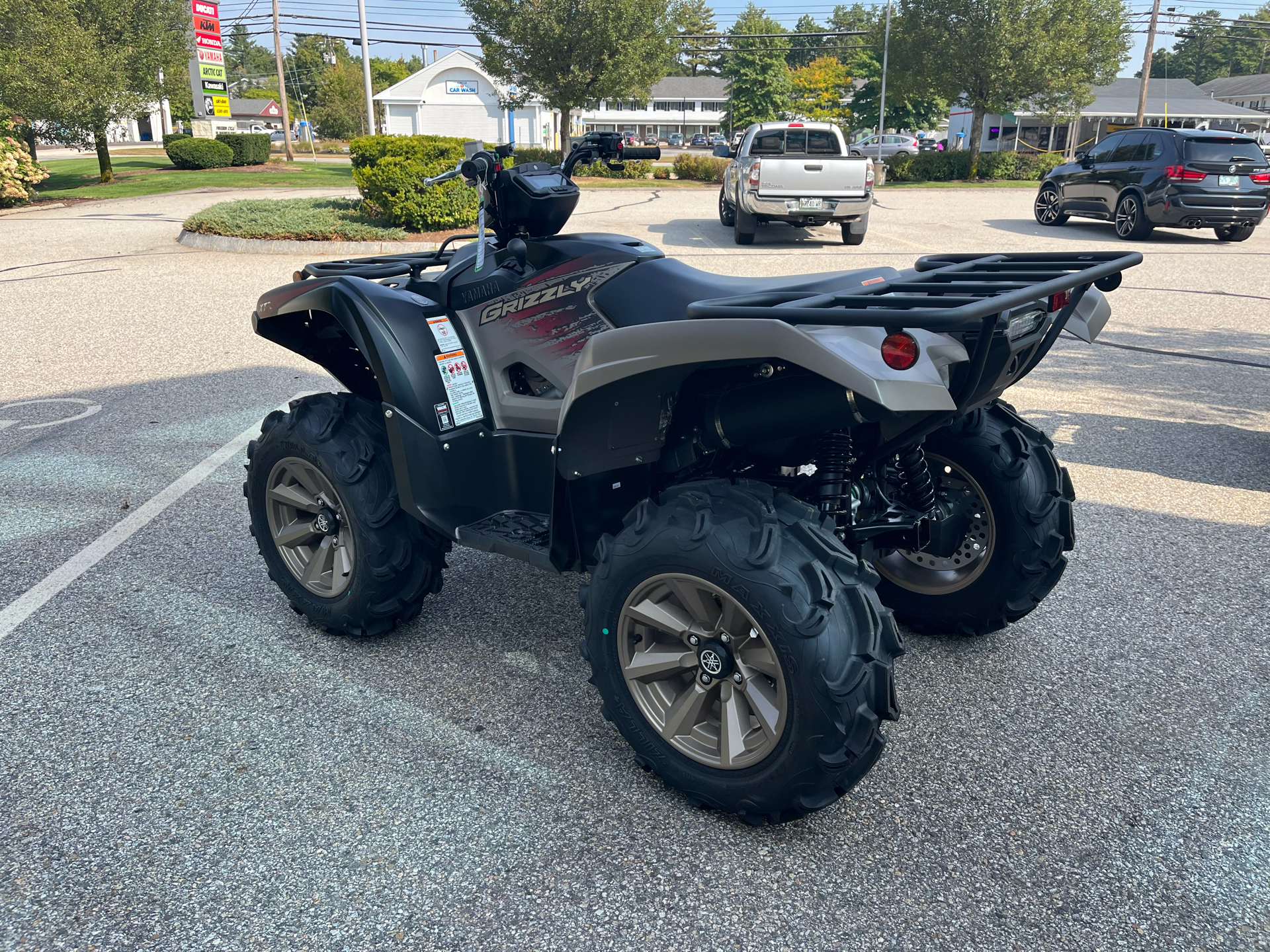 2024 Yamaha Grizzly EPS XT-R in Concord, New Hampshire - Photo 6