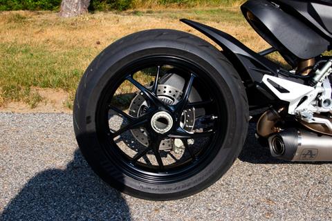 2022 Ducati Streetfighter V2 in Concord, New Hampshire - Photo 14