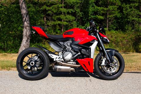 2022 Ducati Streetfighter V2 in Concord, New Hampshire - Photo 1