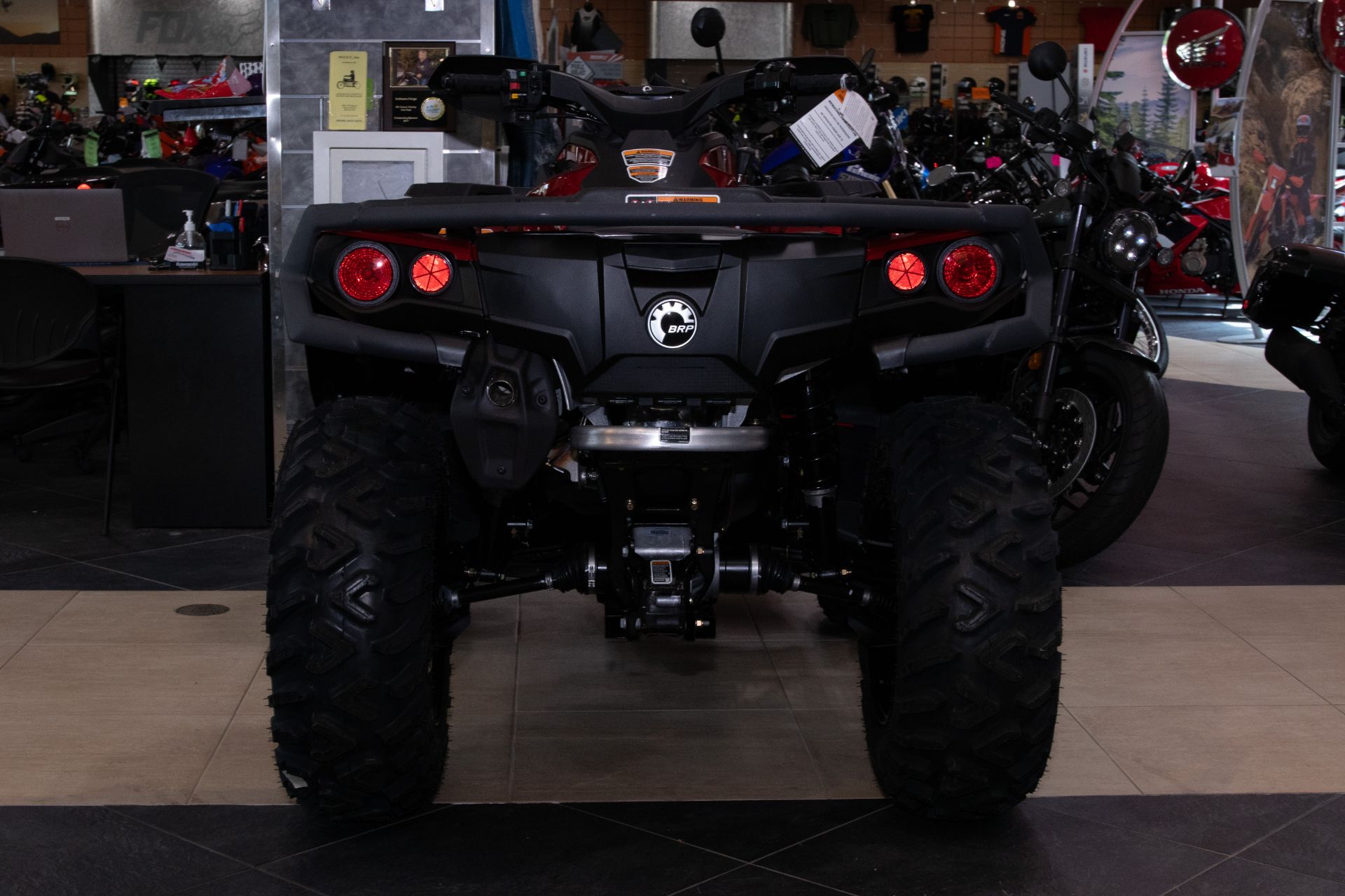 2024 Can-Am Outlander XT 850 in Concord, New Hampshire - Photo 4