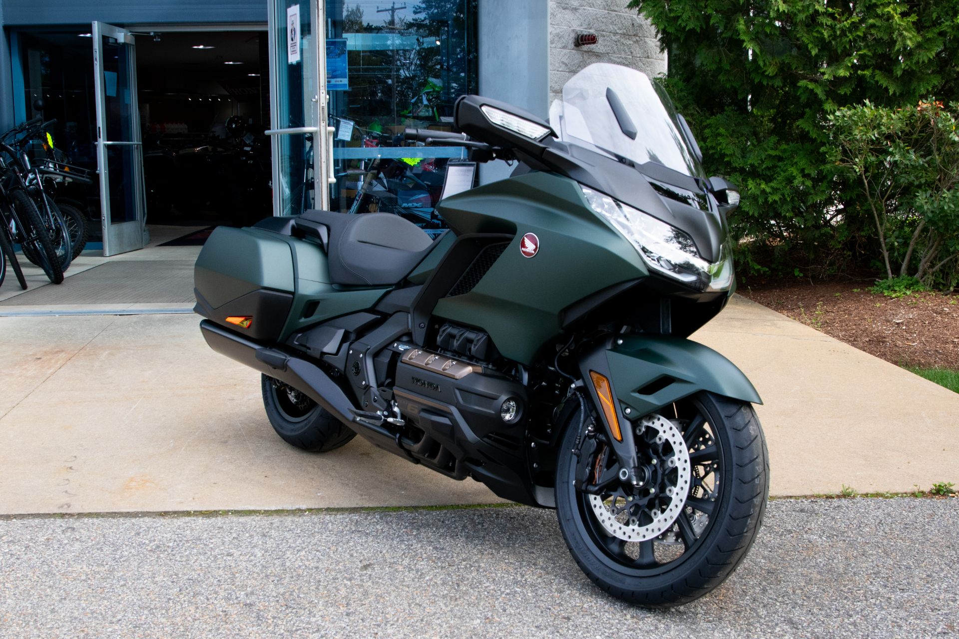 2024 Honda Gold Wing Automatic DCT in Concord, New Hampshire - Photo 2