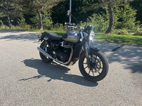 2023 Triumph Speed Twin 900 in Concord, New Hampshire - Photo 2