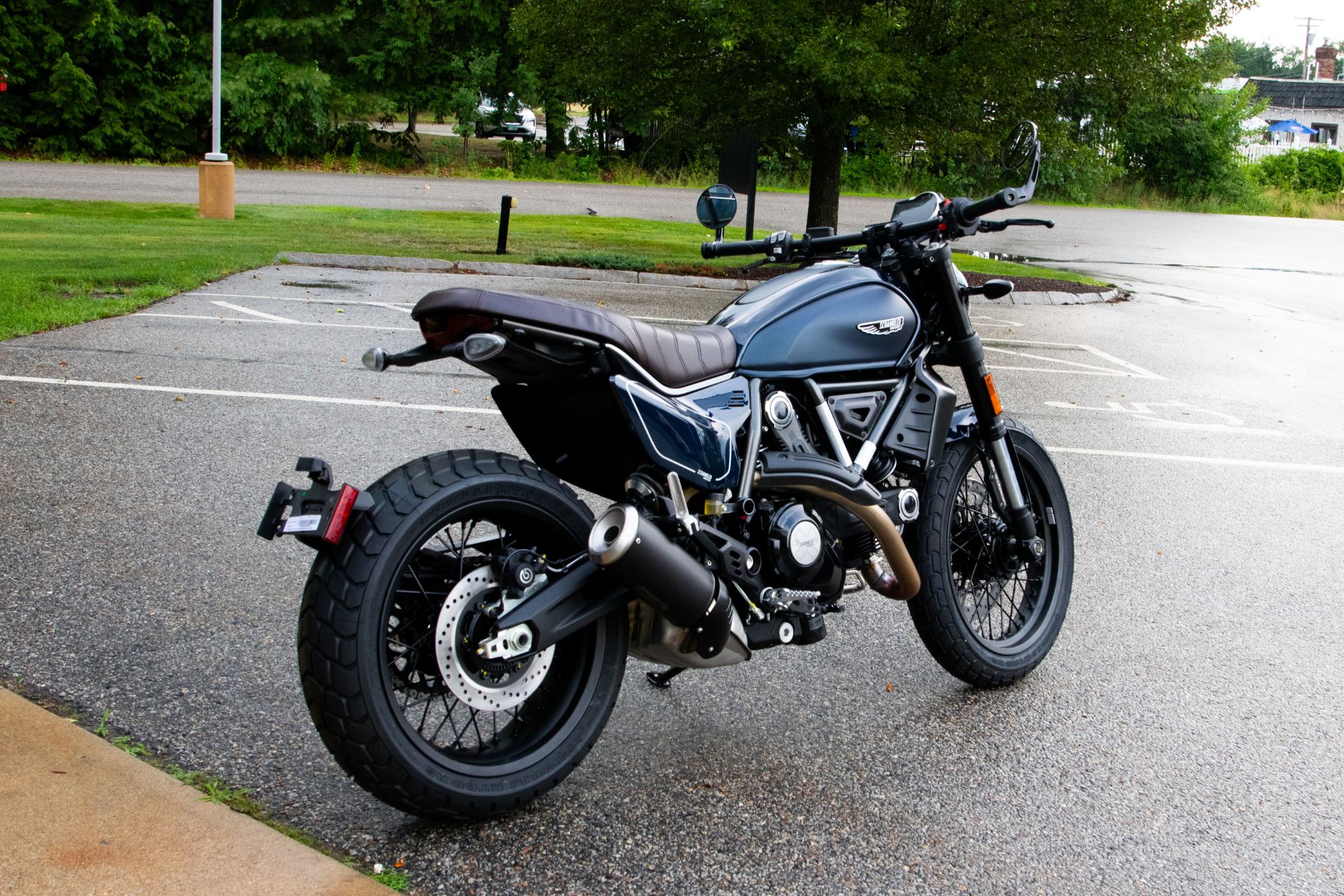 2024 Ducati Scrambler Nightshift in Concord, New Hampshire - Photo 4