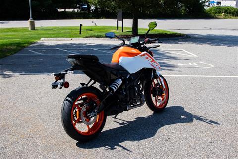 2024 KTM 250 Duke in Concord, New Hampshire - Photo 8