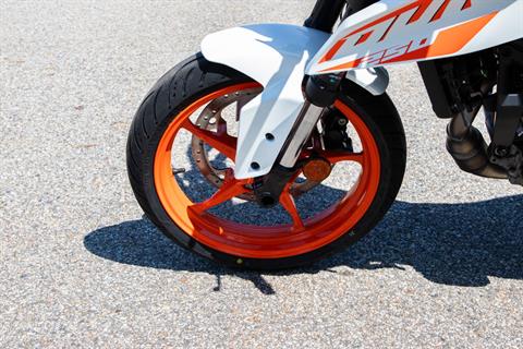 2024 KTM 250 Duke in Concord, New Hampshire - Photo 11