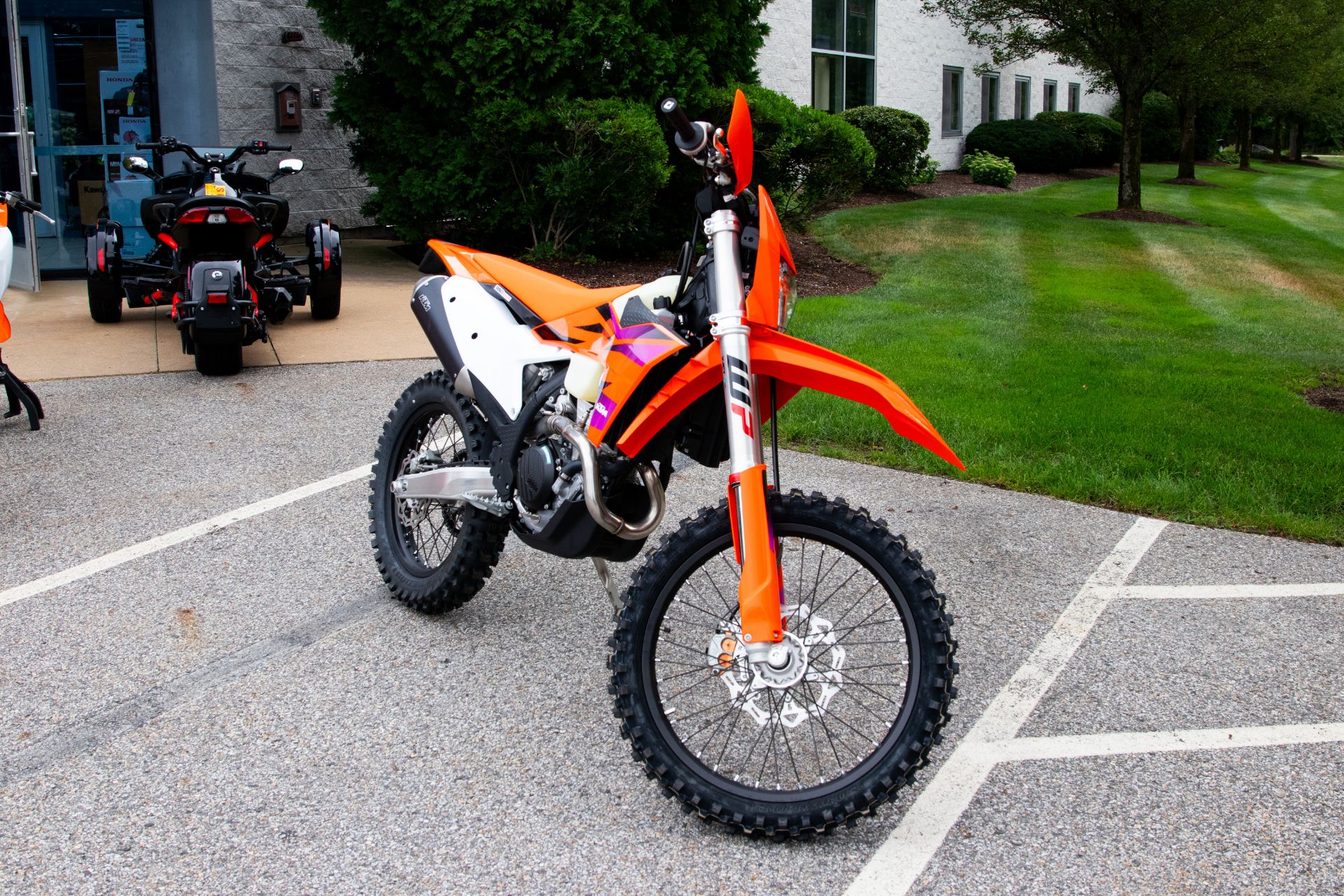 2024 KTM 350 XW-F in Concord, New Hampshire - Photo 2