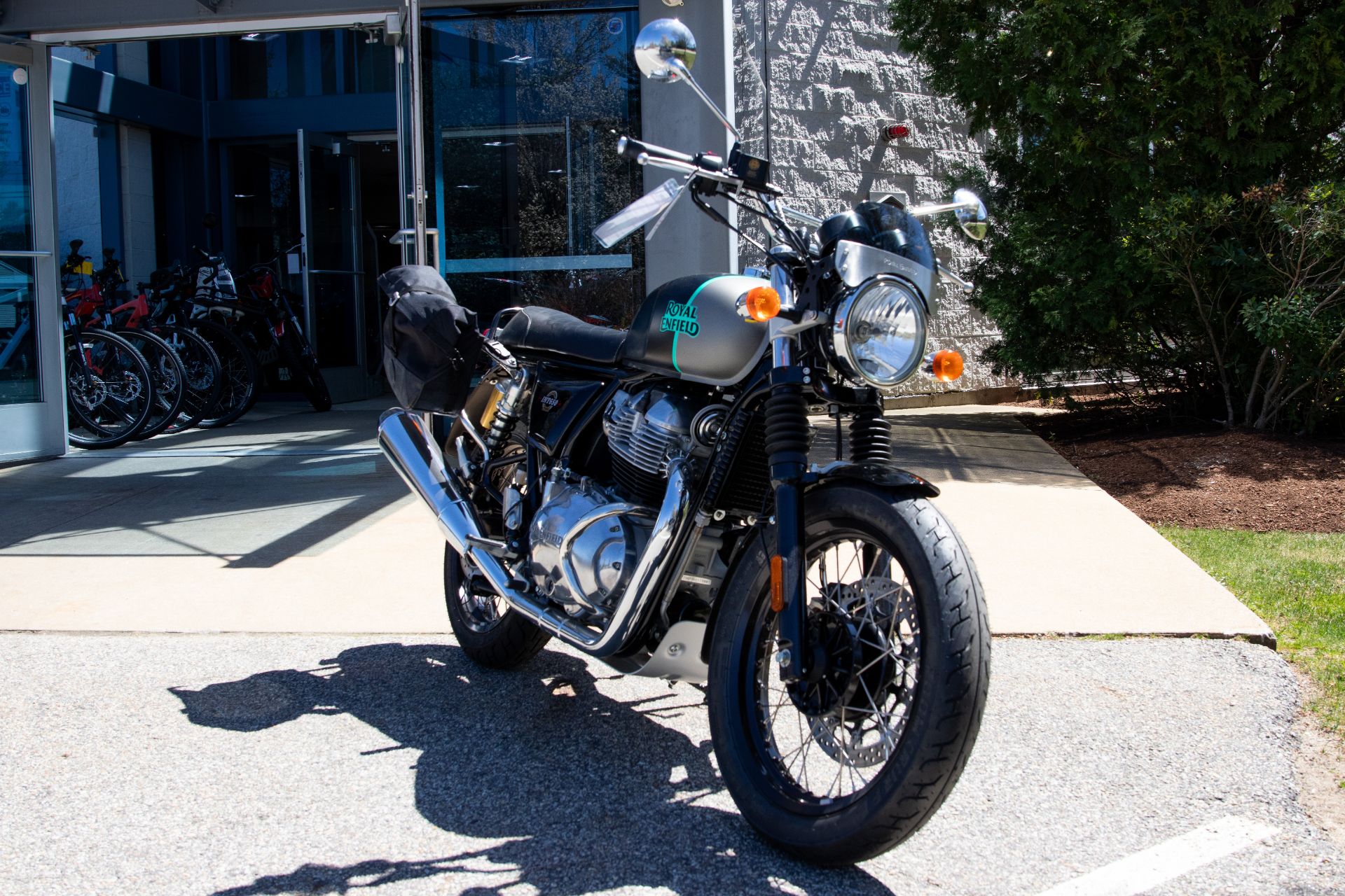 2022 Royal Enfield INT650 in Concord, New Hampshire - Photo 5