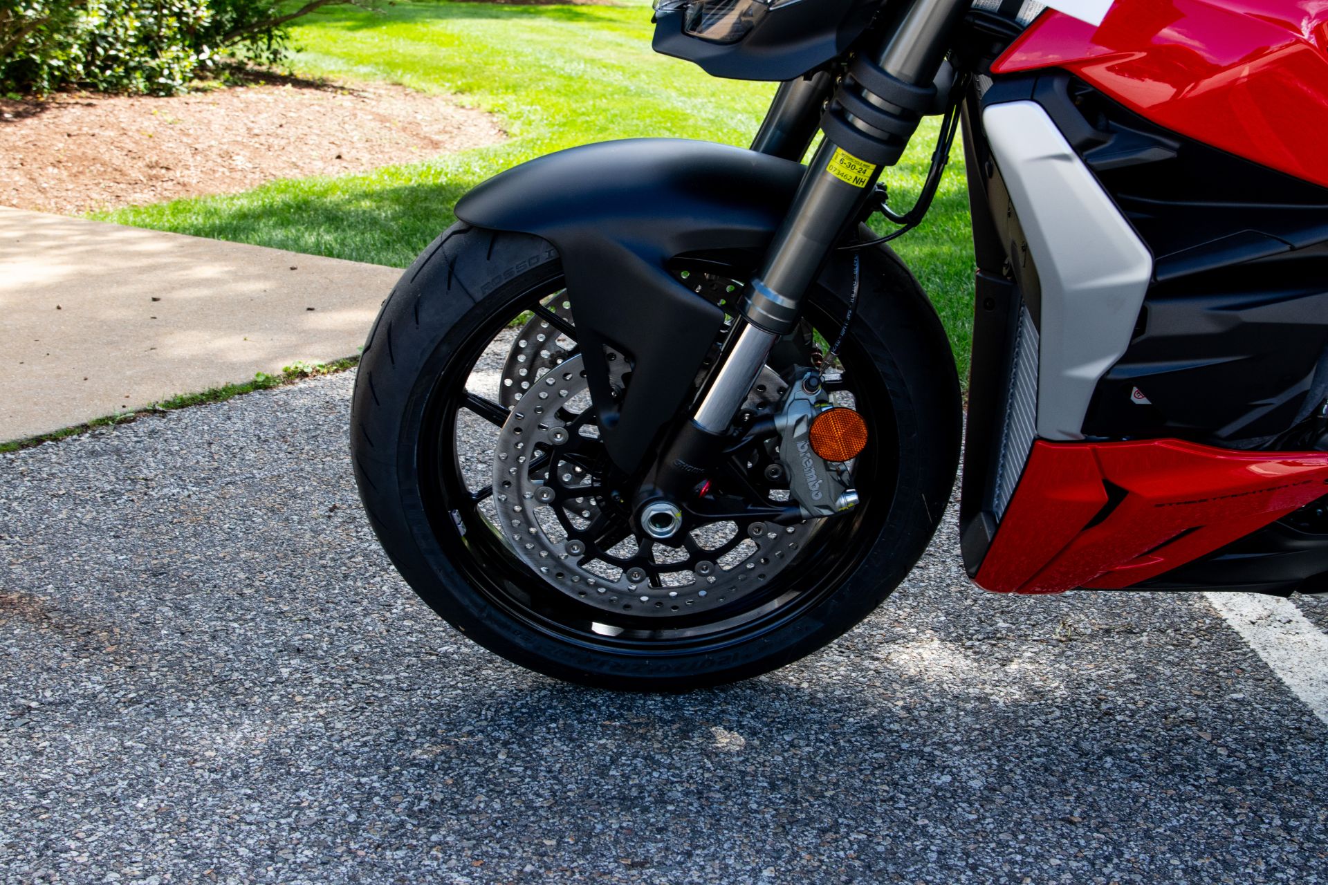 2023 Ducati Streetfighter V2 in Concord, New Hampshire - Photo 15