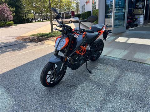 2023 KTM 390 Duke in Concord, New Hampshire - Photo 4