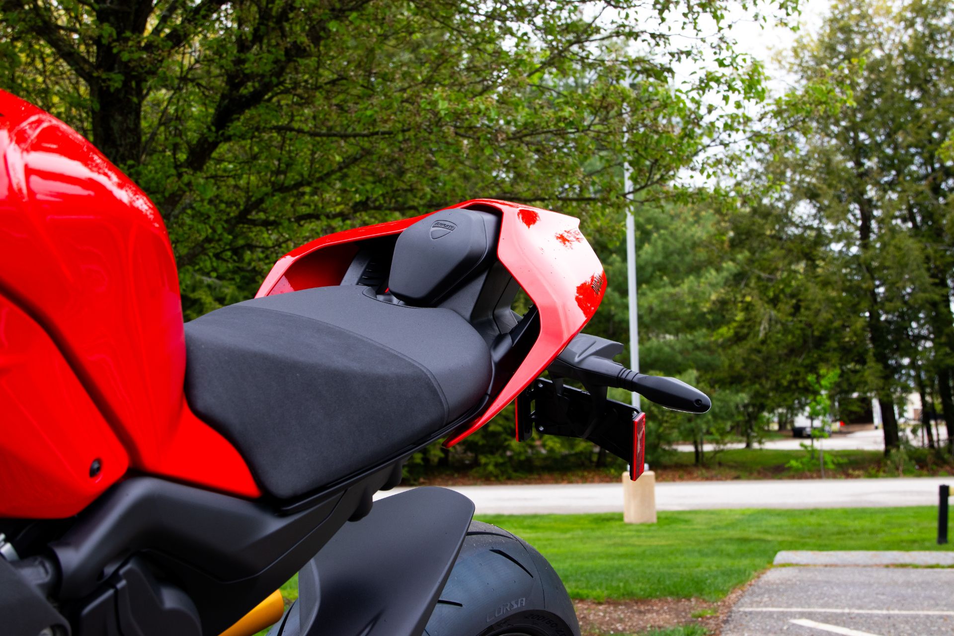 2024 Ducati Streetfighter V4 in Concord, New Hampshire - Photo 11