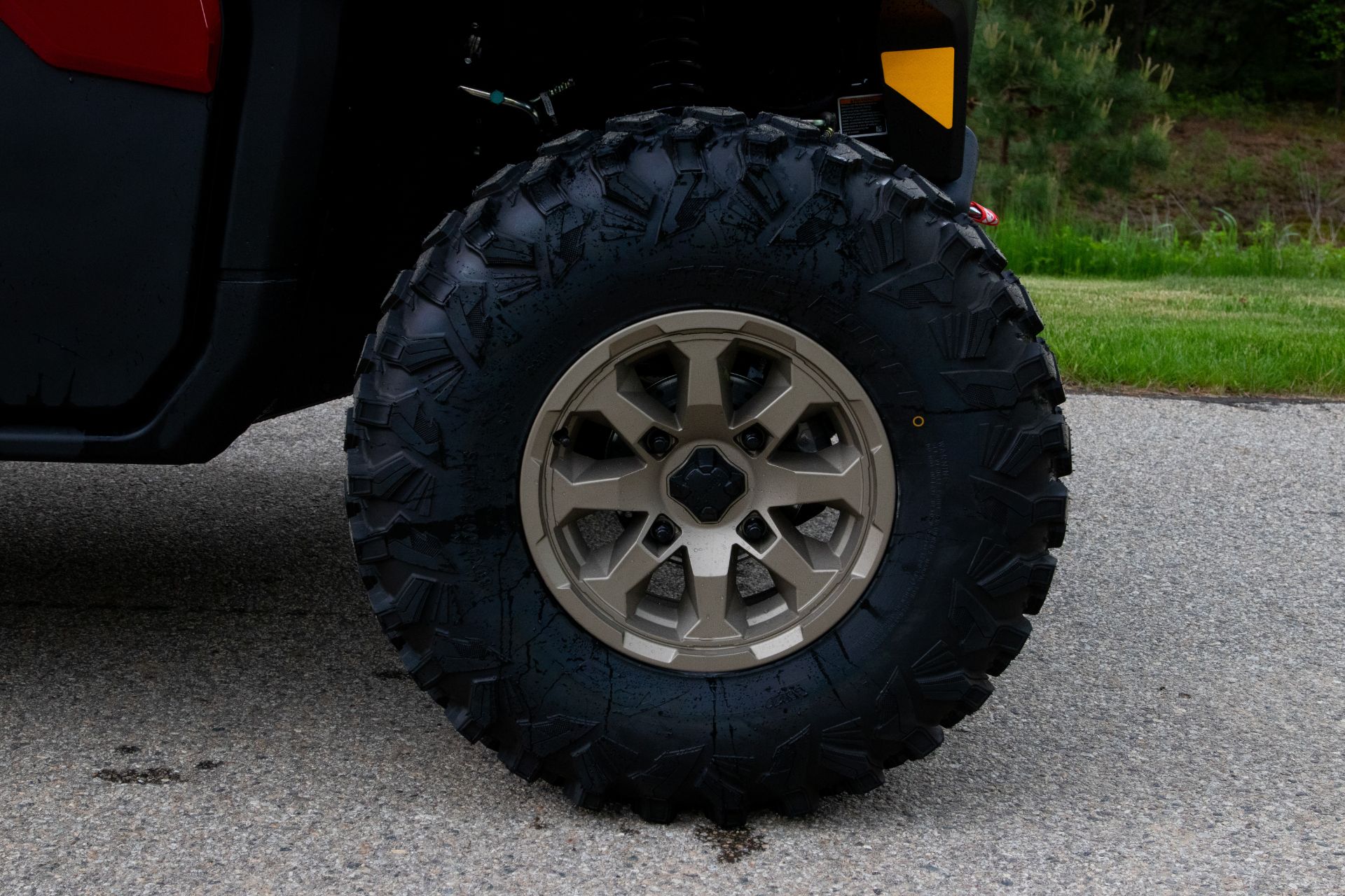 2024 Can-Am Defender Limited in Concord, New Hampshire - Photo 15