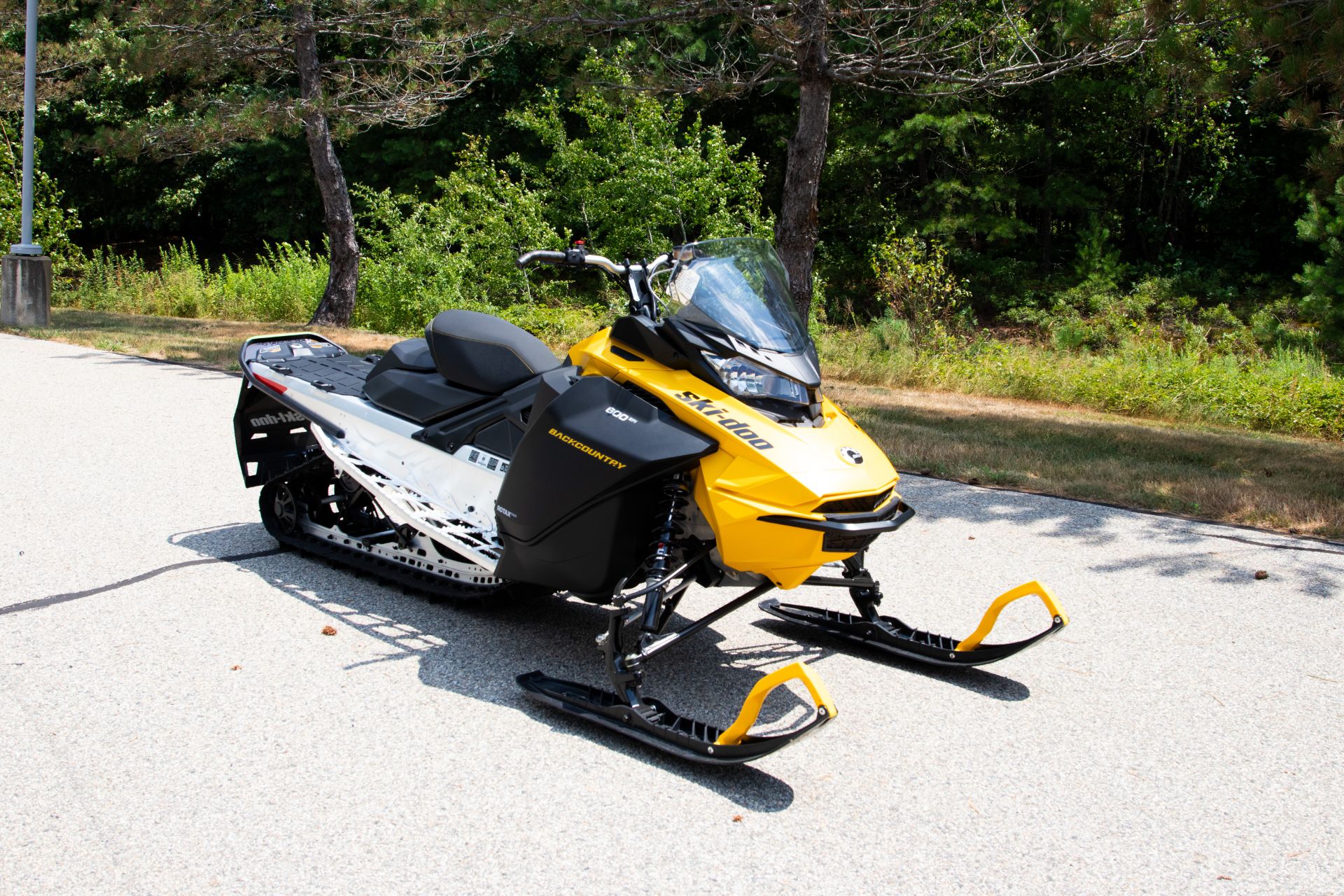 2024 Ski-Doo Backcountry Sport 600 EFI ES PowderMax 2.0 in Concord, New Hampshire - Photo 2