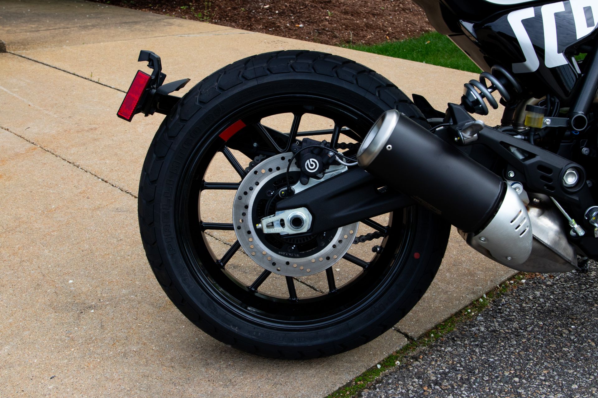 2024 Ducati Scrambler Icon in Concord, New Hampshire - Photo 14