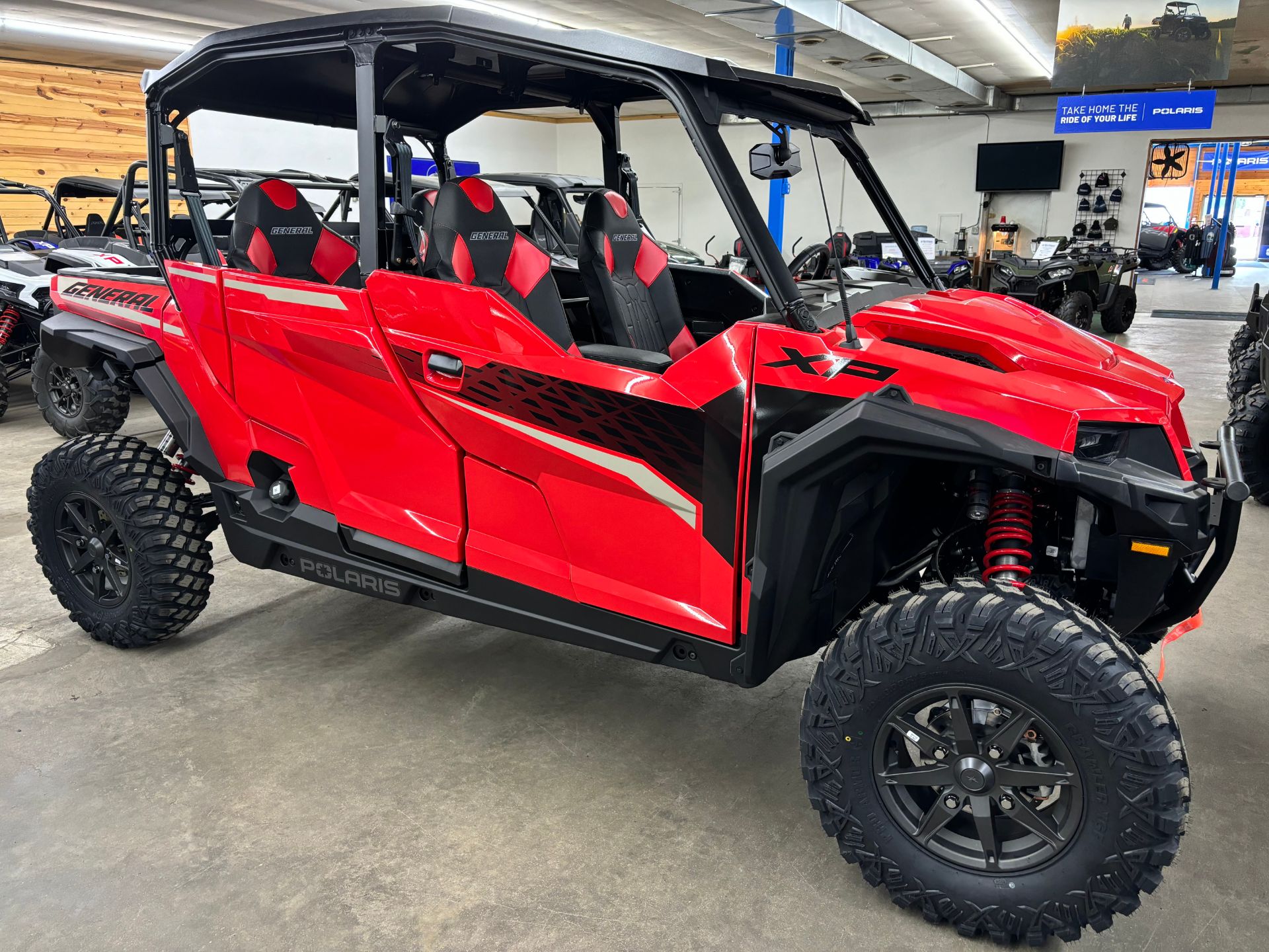 2025 Polaris General XP 4 1000 Premium in Eagle Bend, Minnesota - Photo 2