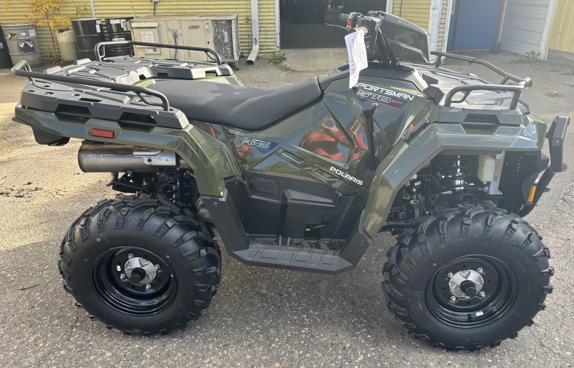 2025 Polaris Sportsman 570 EPS in Eagle Bend, Minnesota - Photo 4