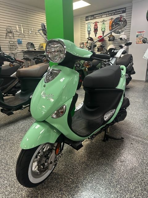 2023 Genuine Scooters Buddy 170i in Pensacola, Florida - Photo 2