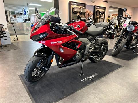 2025 Triumph Daytona 660 in Pensacola, Florida - Photo 2