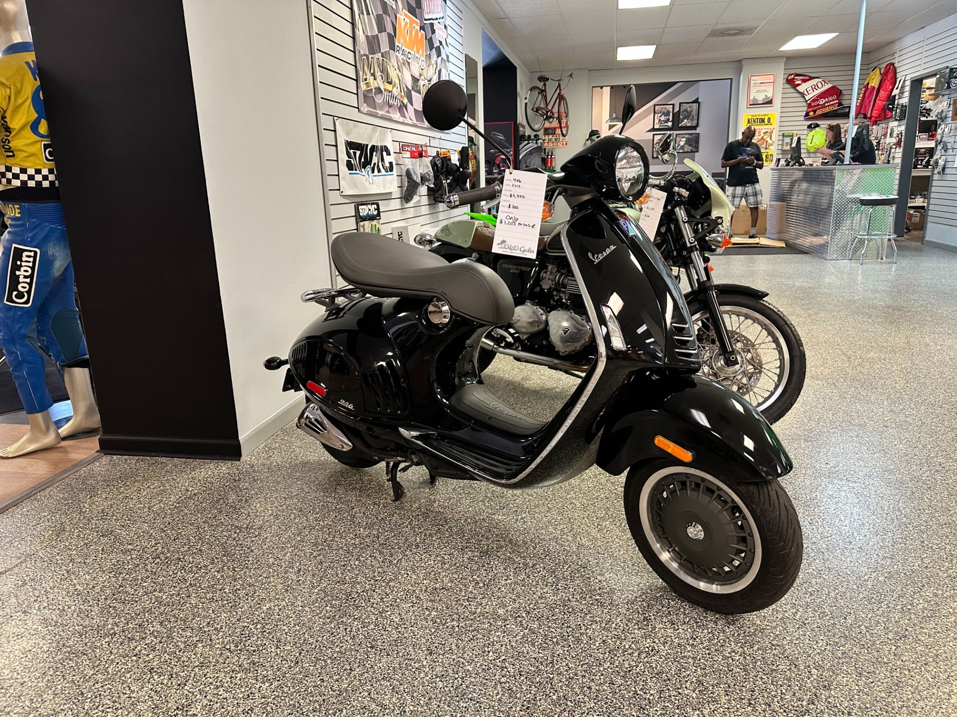 2013 Vespa 946 (150 3V ABS) in Pensacola, Florida - Photo 1