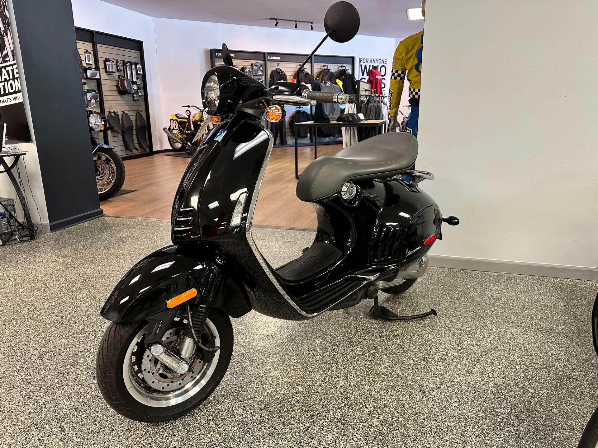 2013 Vespa 946 (150 3V ABS) in Pensacola, Florida - Photo 2