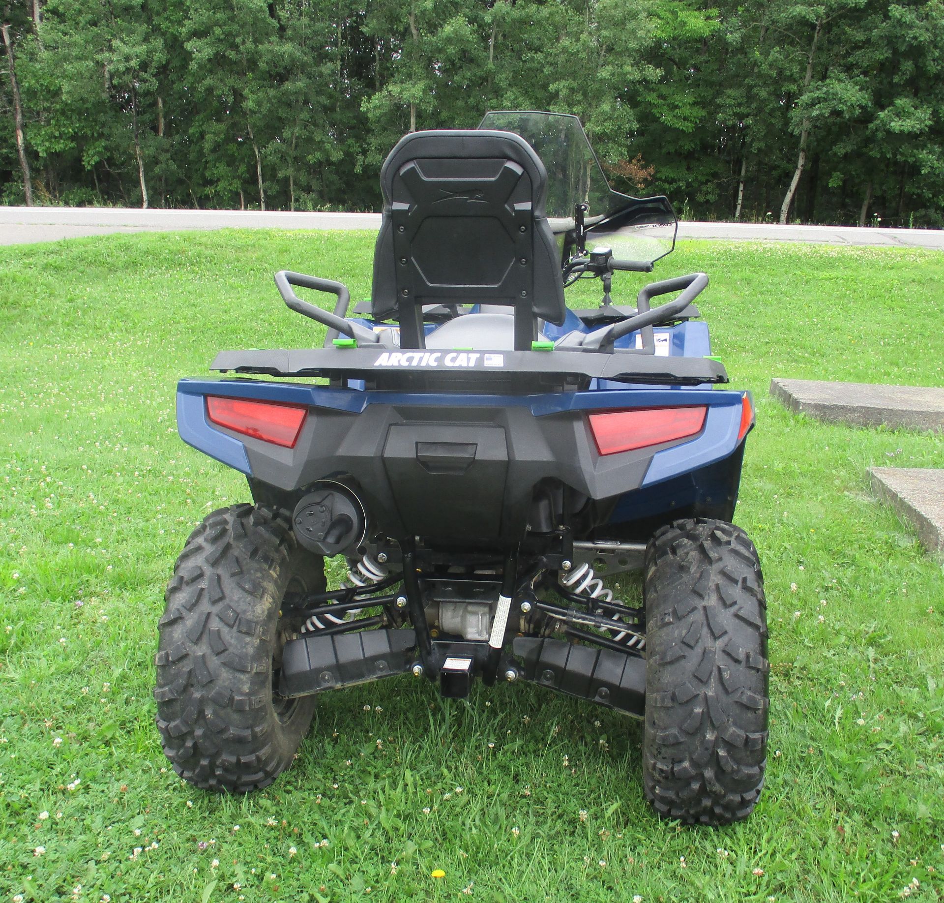 2021 Arctic Cat Alterra TRV 700 EPS in Newport, Maine - Photo 2