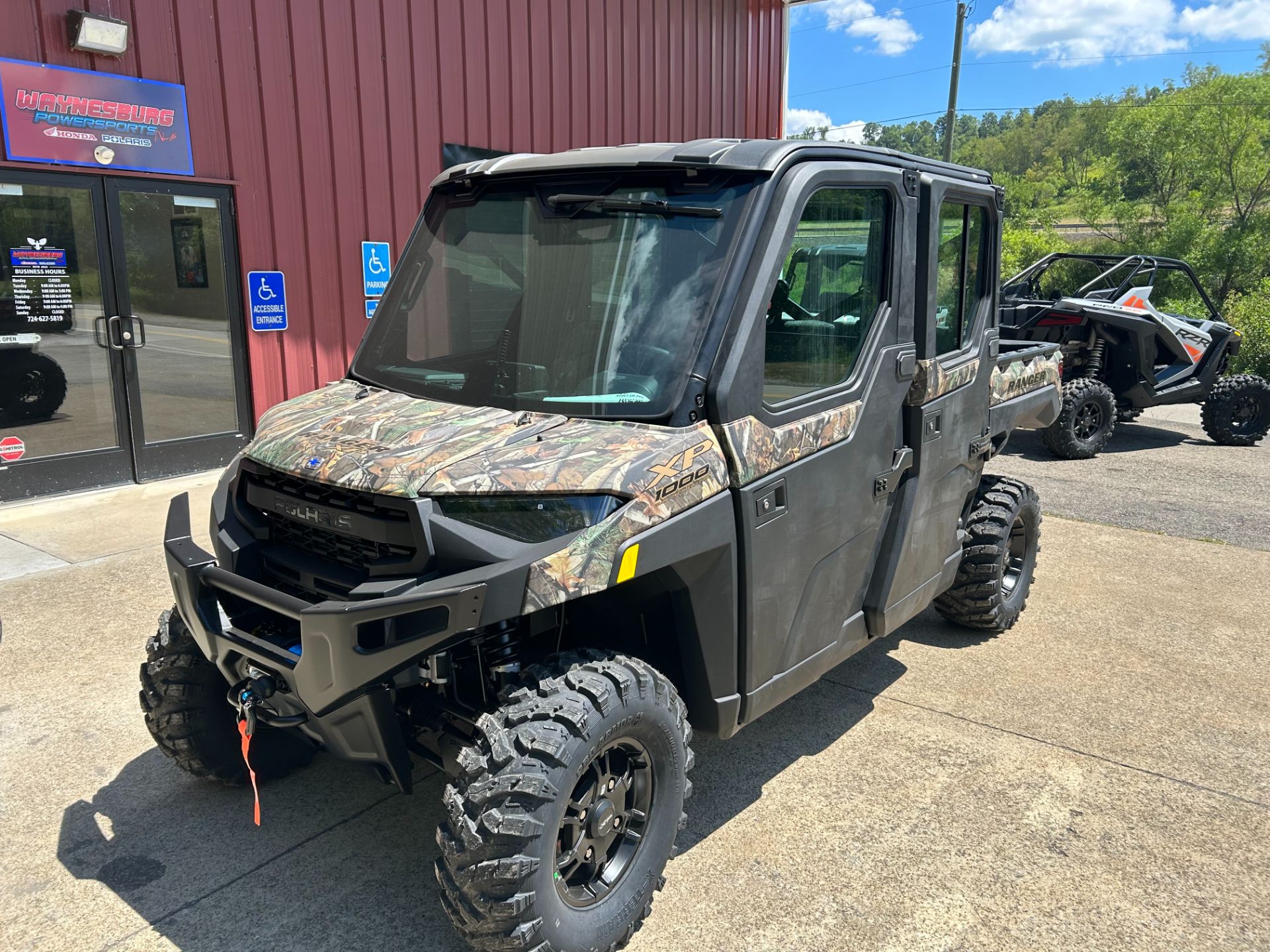 2025 Polaris Ranger Crew XP 1000 NorthStar Edition Ultimate in Prosperity, Pennsylvania - Photo 2