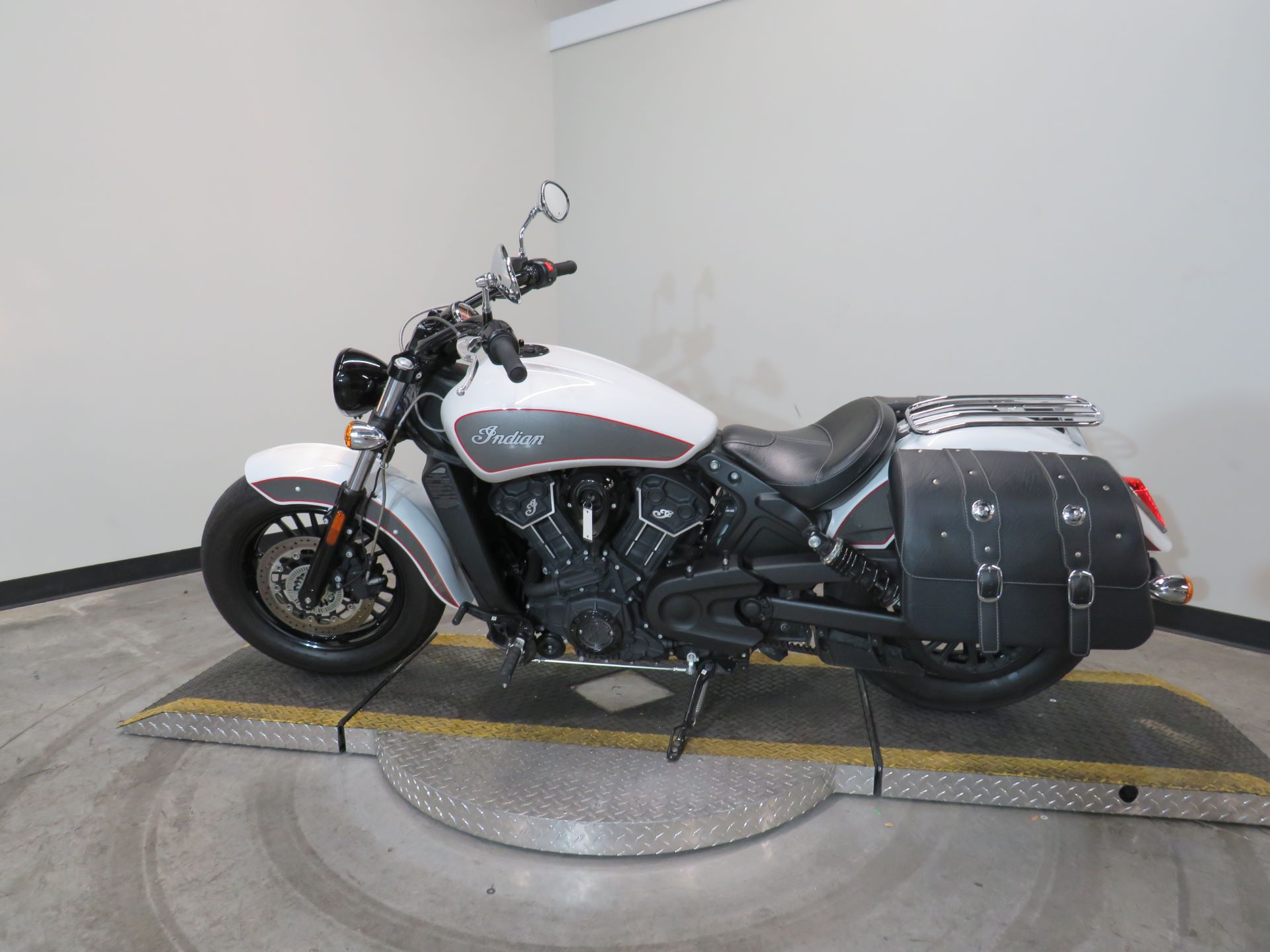 2020 Indian Scout® Sixty ABS in Fort Worth, Texas - Photo 10