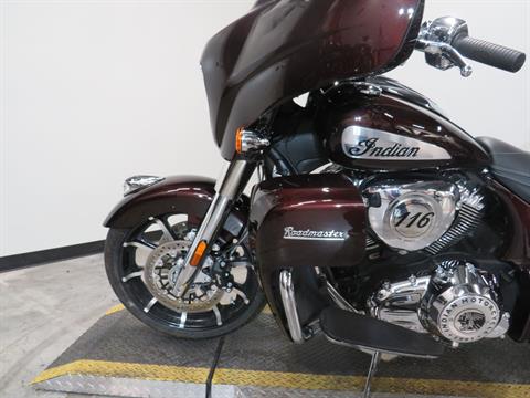 2022 Indian Roadmaster® Limited in Fort Worth, Texas - Photo 10