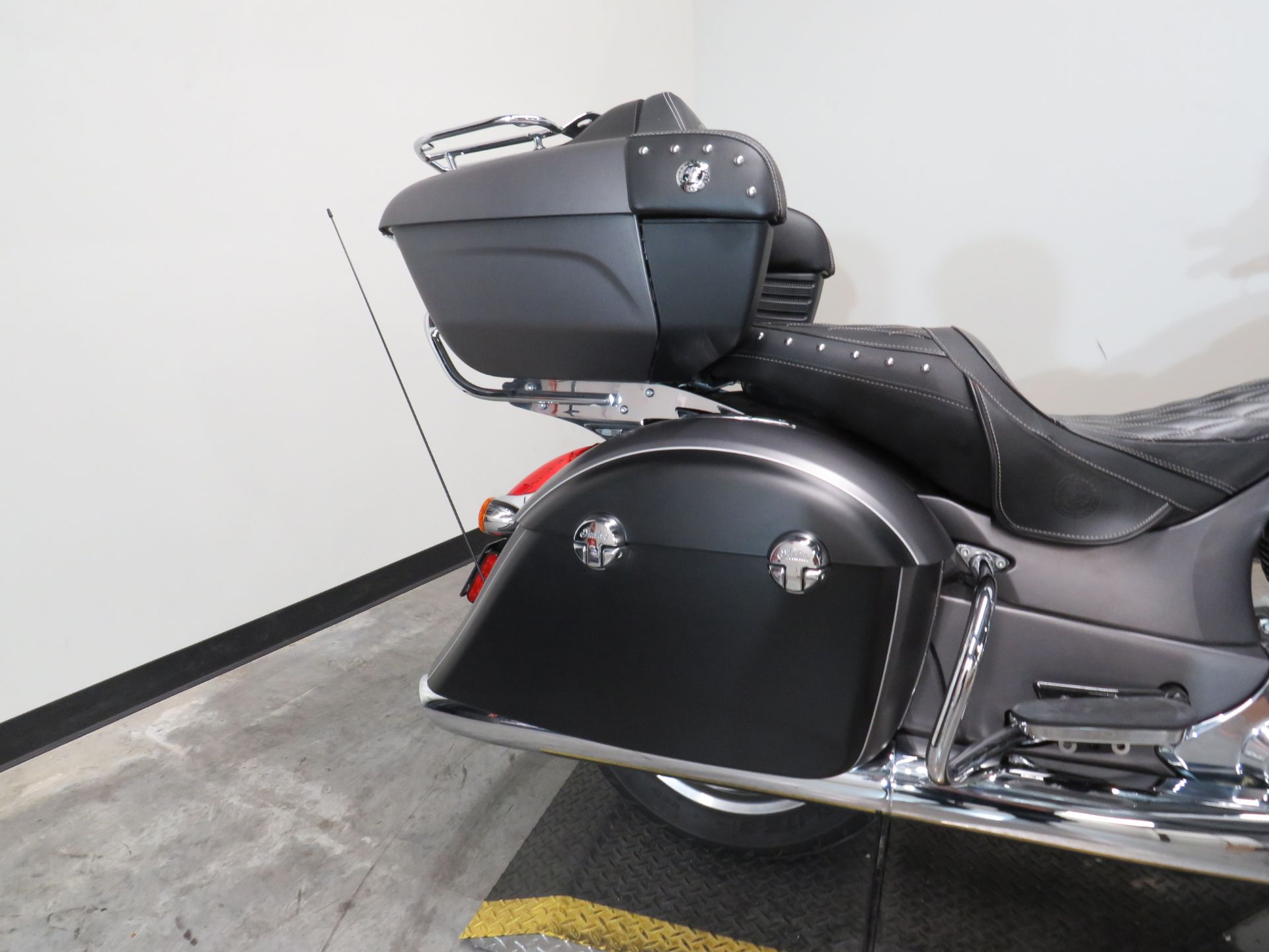 2019 Indian Roadmaster® ABS in Fort Worth, Texas - Photo 17
