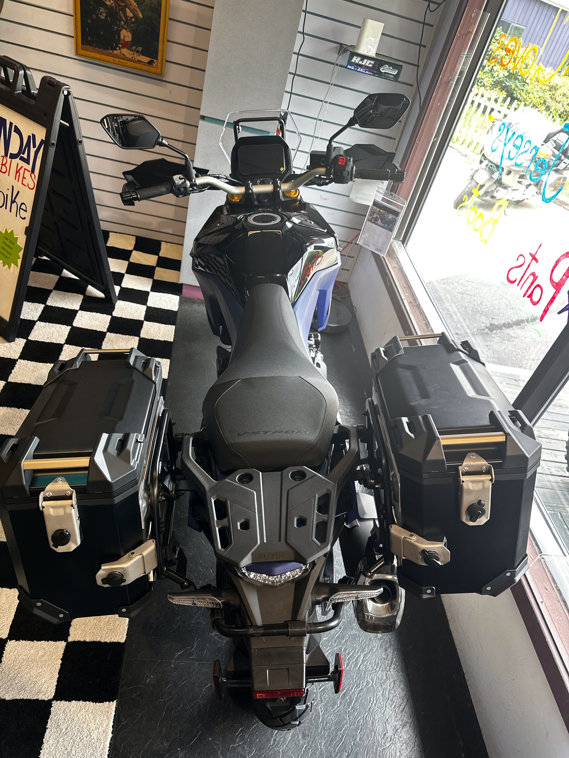 2023 Suzuki V-Strom 800DE Adventure in Phillipston, Massachusetts - Photo 5