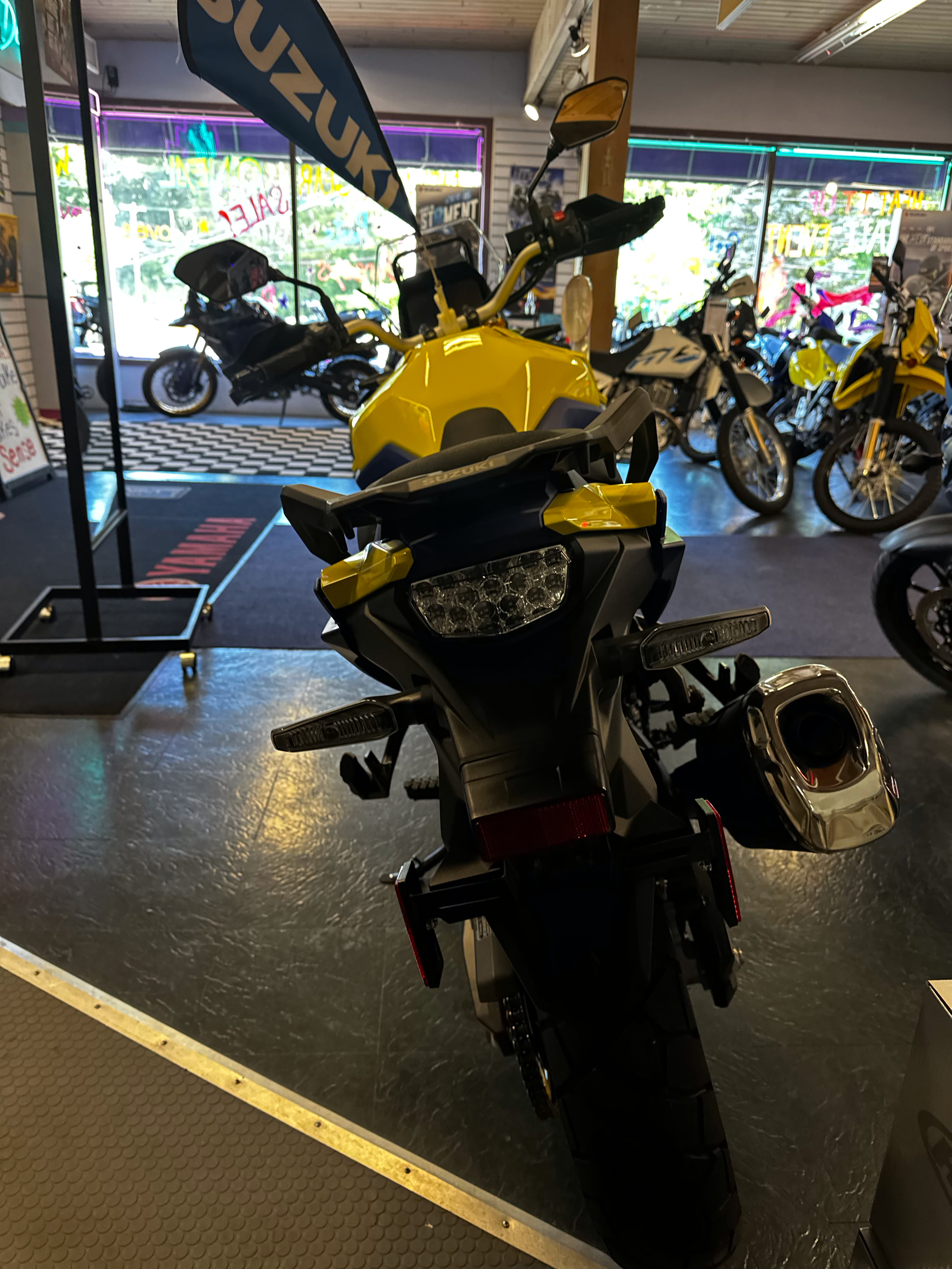 2023 Suzuki V-Strom 800DE in Phillipston, Massachusetts - Photo 4