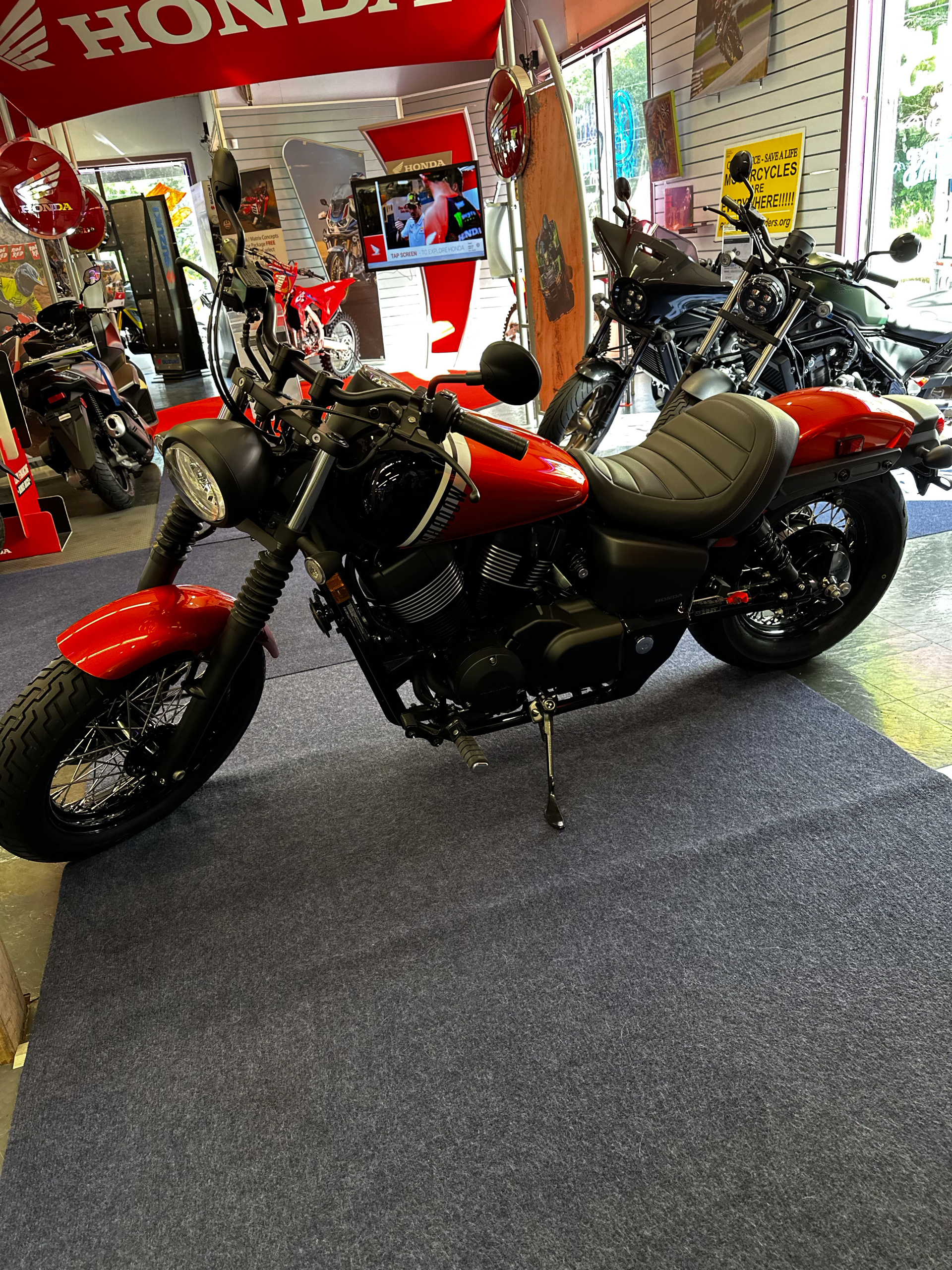 2024 Honda Shadow Phantom in Phillipston, Massachusetts - Photo 3