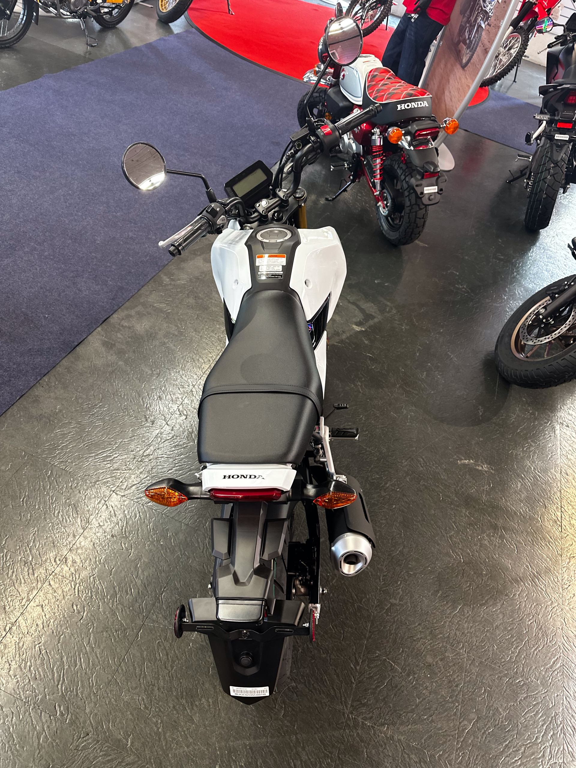 2025 Honda Grom ABS in Phillipston, Massachusetts - Photo 5