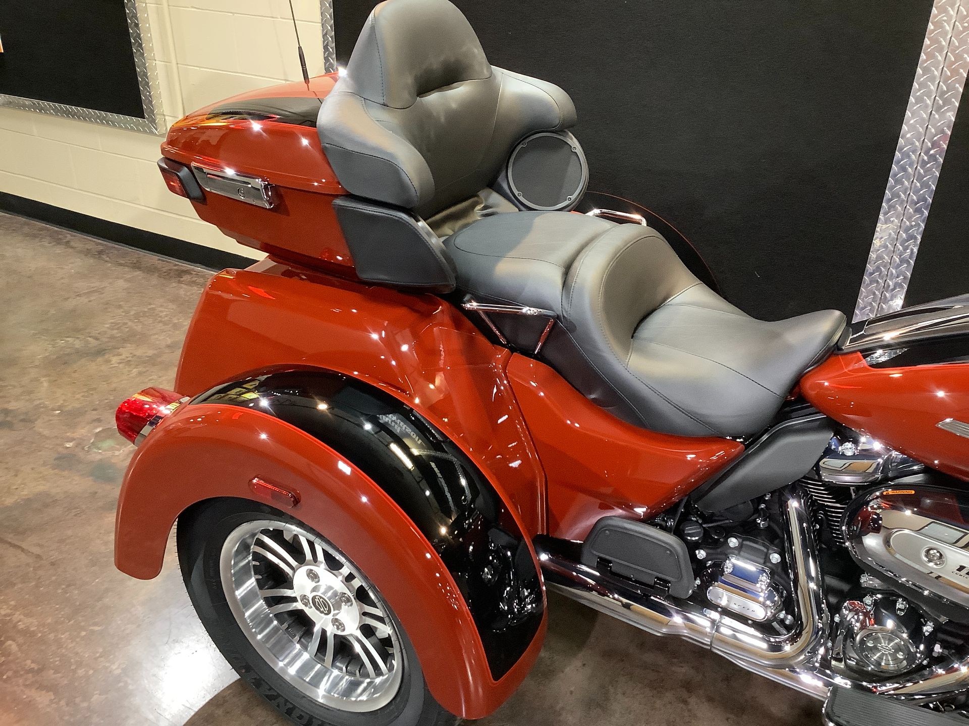 2024 Harley-Davidson Tri Glide® Ultra in Burlington, Iowa - Photo 10