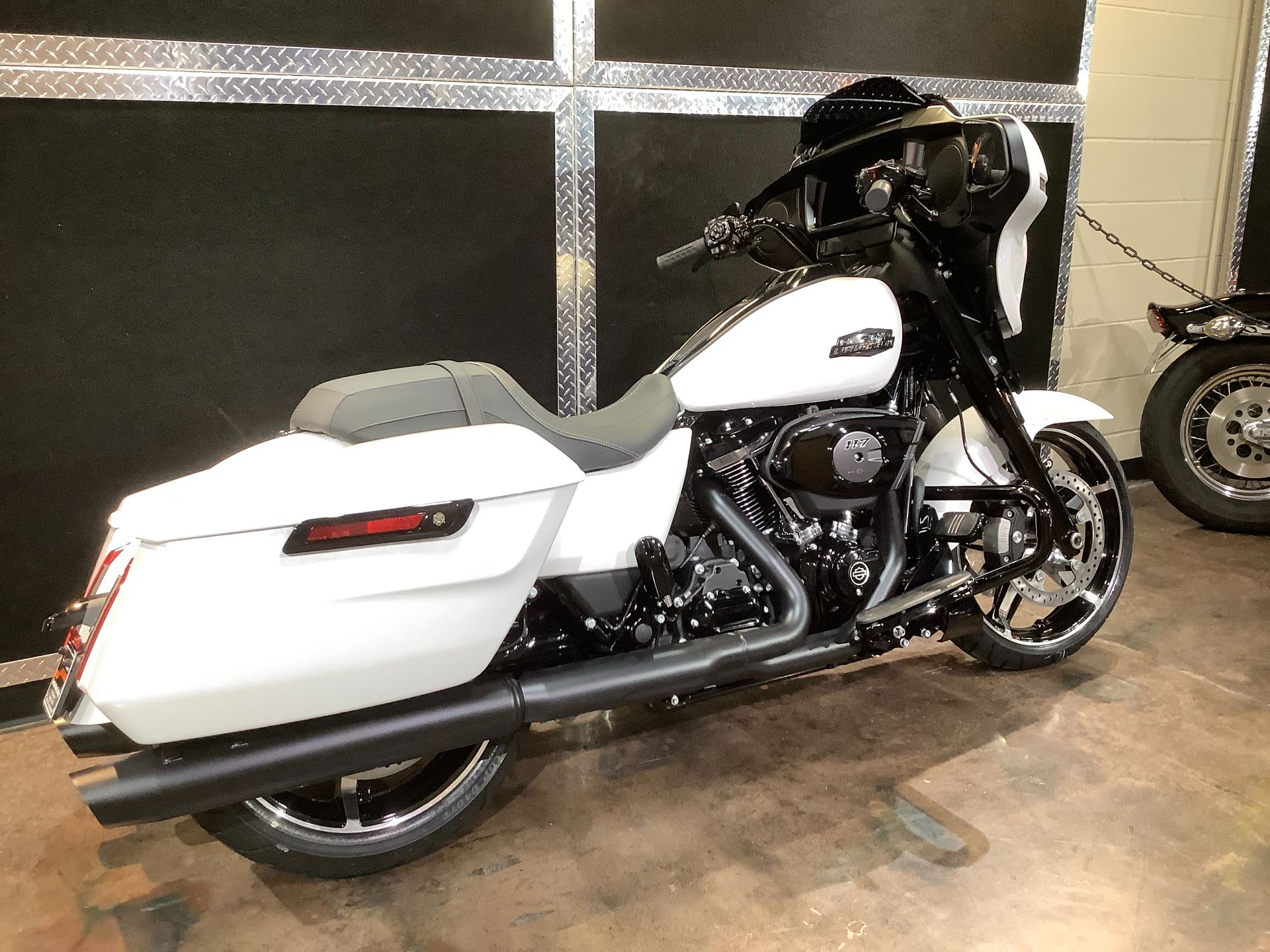 2024 Harley-Davidson Street Glide® in Burlington, Iowa - Photo 15