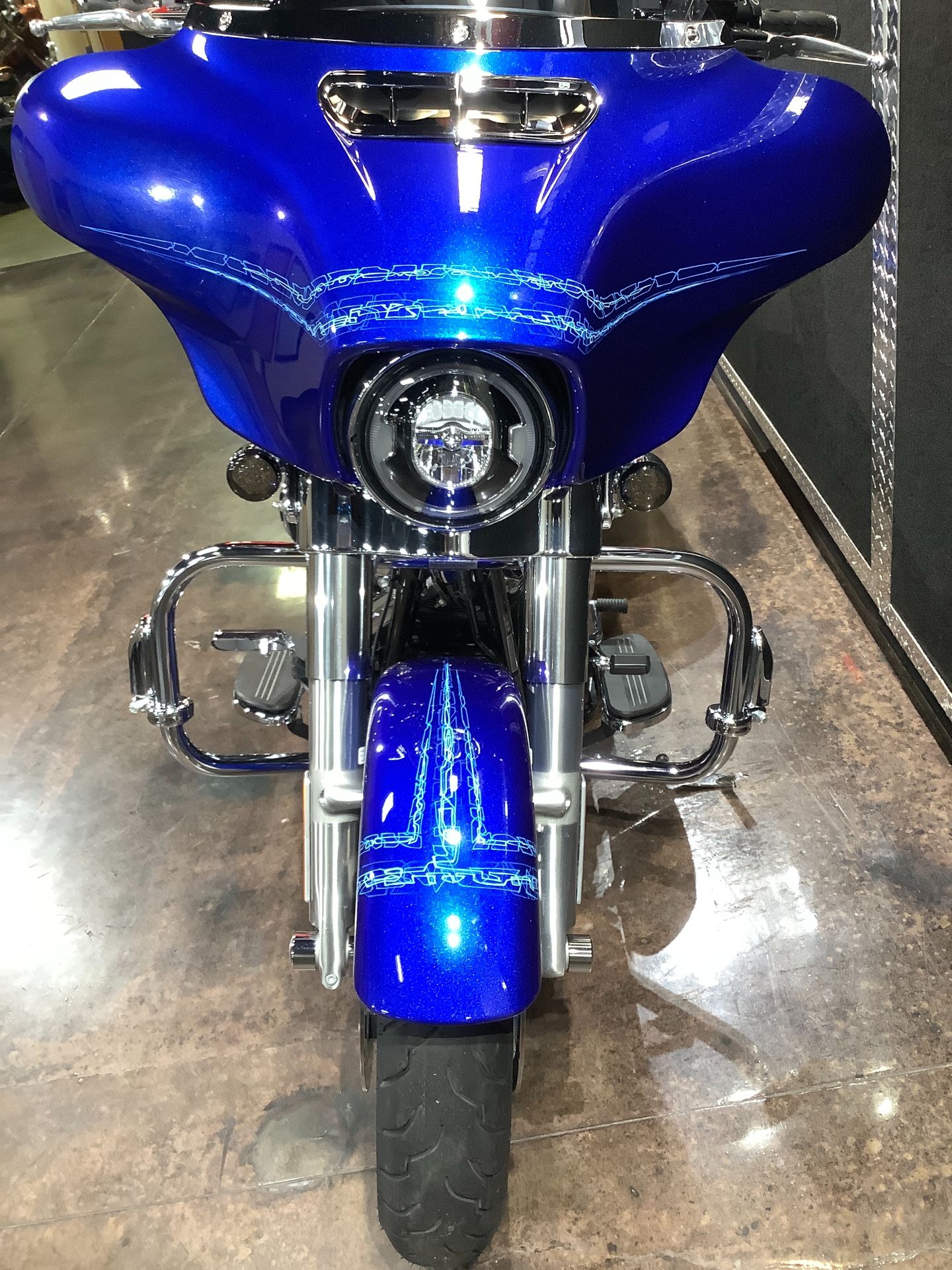 2019 Harley-Davidson Street Glide® in Burlington, Iowa - Photo 5