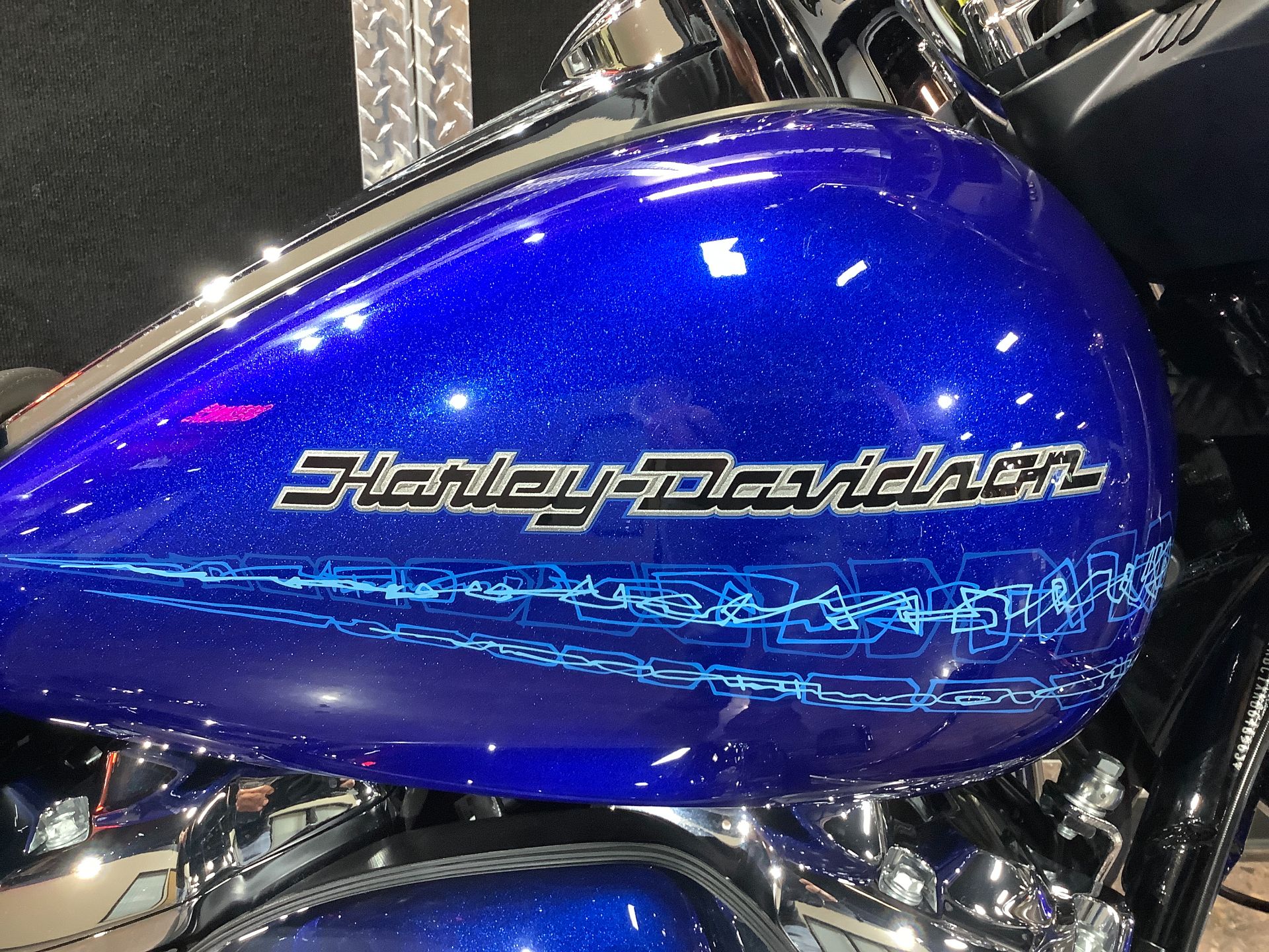 2019 Harley-Davidson Street Glide® in Burlington, Iowa - Photo 8