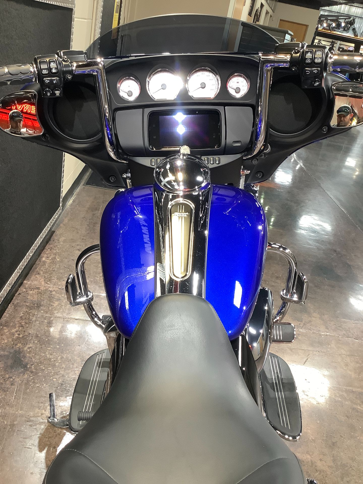 2019 Harley-Davidson Street Glide® in Burlington, Iowa - Photo 12