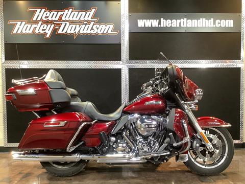 2015 Harley-Davidson Electra Glide® Ultra Classic® Low in Burlington, Iowa - Photo 1