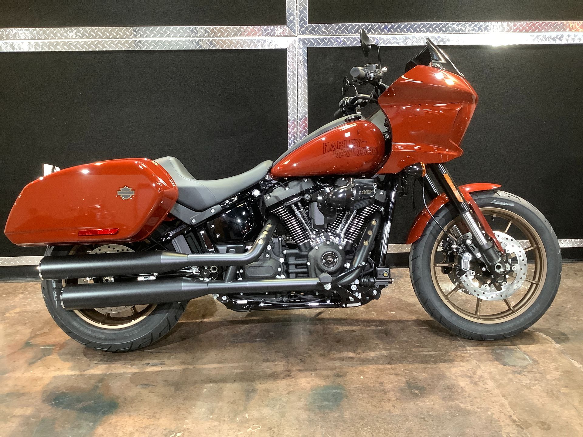 2024 Harley-Davidson Low Rider® ST in Burlington, Iowa - Photo 16
