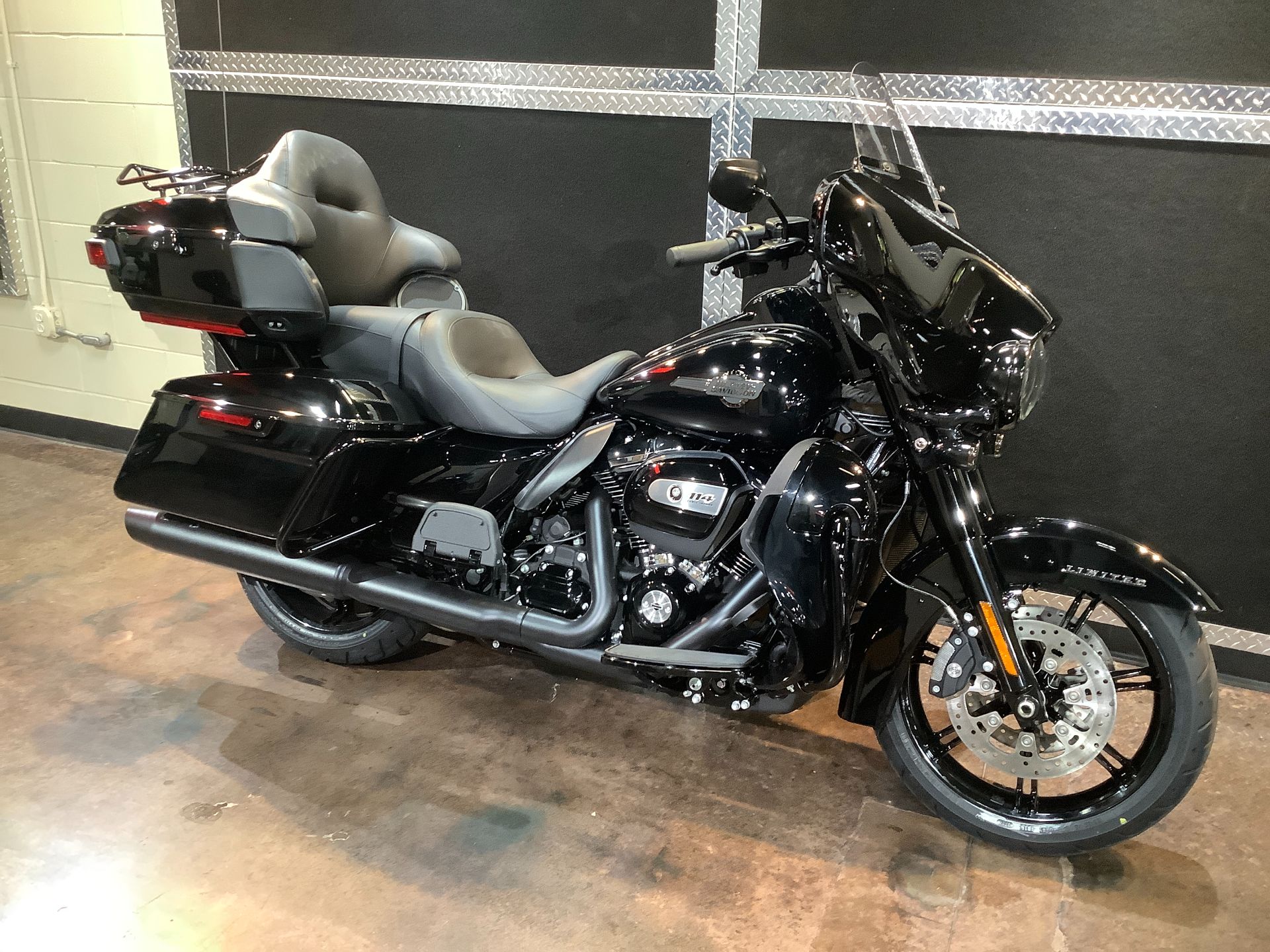 2024 Harley-Davidson Ultra Limited in Burlington, Iowa - Photo 3