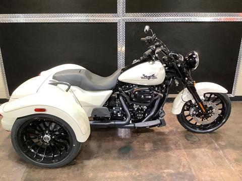 2023 Harley-Davidson Freewheeler® in Burlington, Iowa - Photo 2