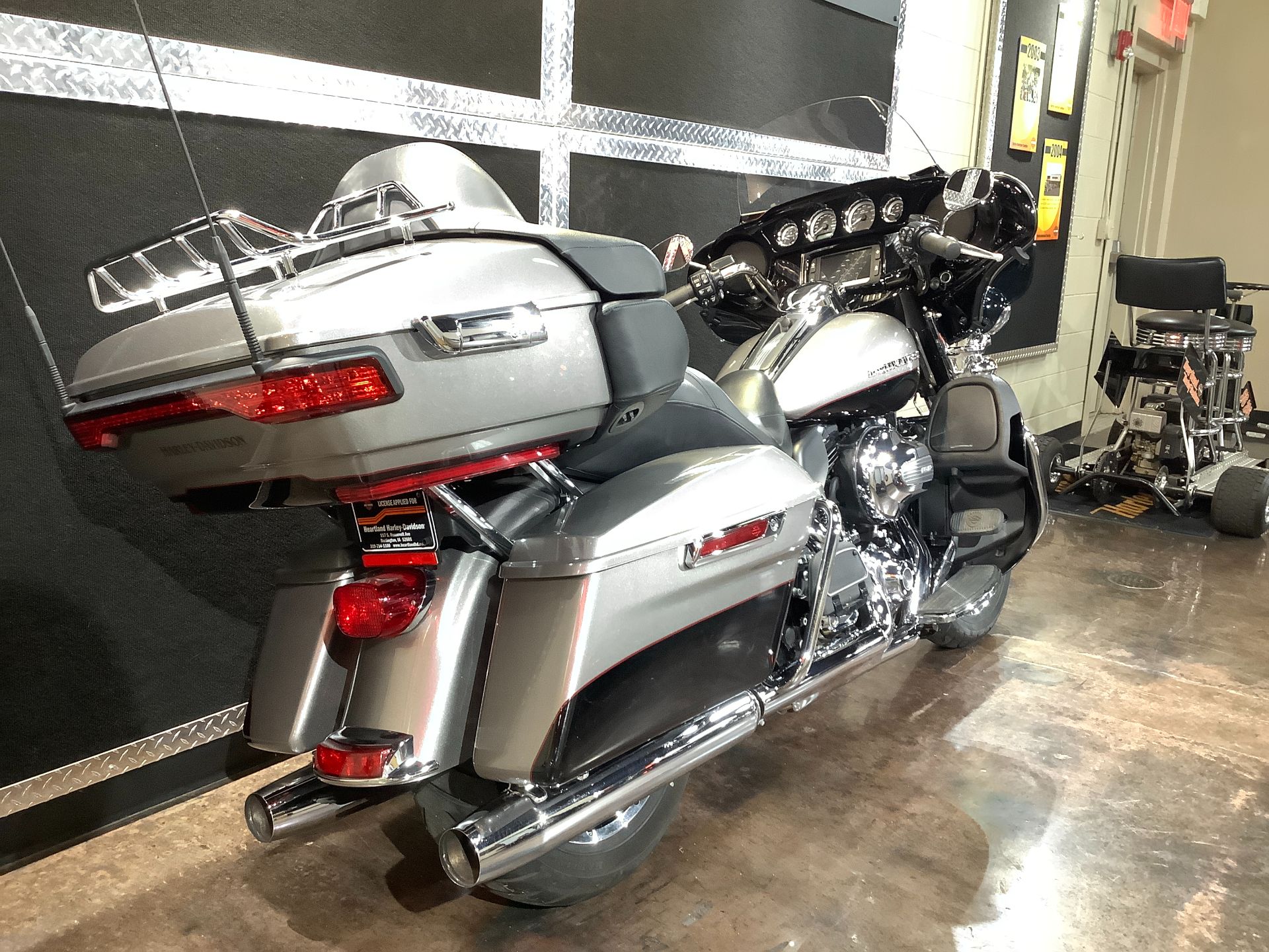 2016 Harley-Davidson Ultra Limited in Burlington, Iowa - Photo 14