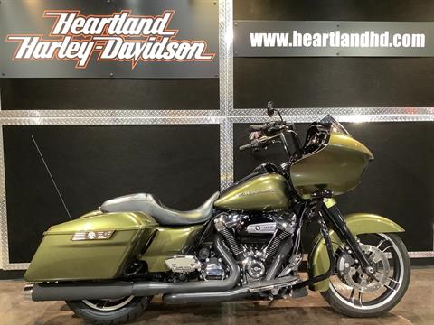 2017 Harley-Davidson Road Glide® Special in Burlington, Iowa - Photo 1