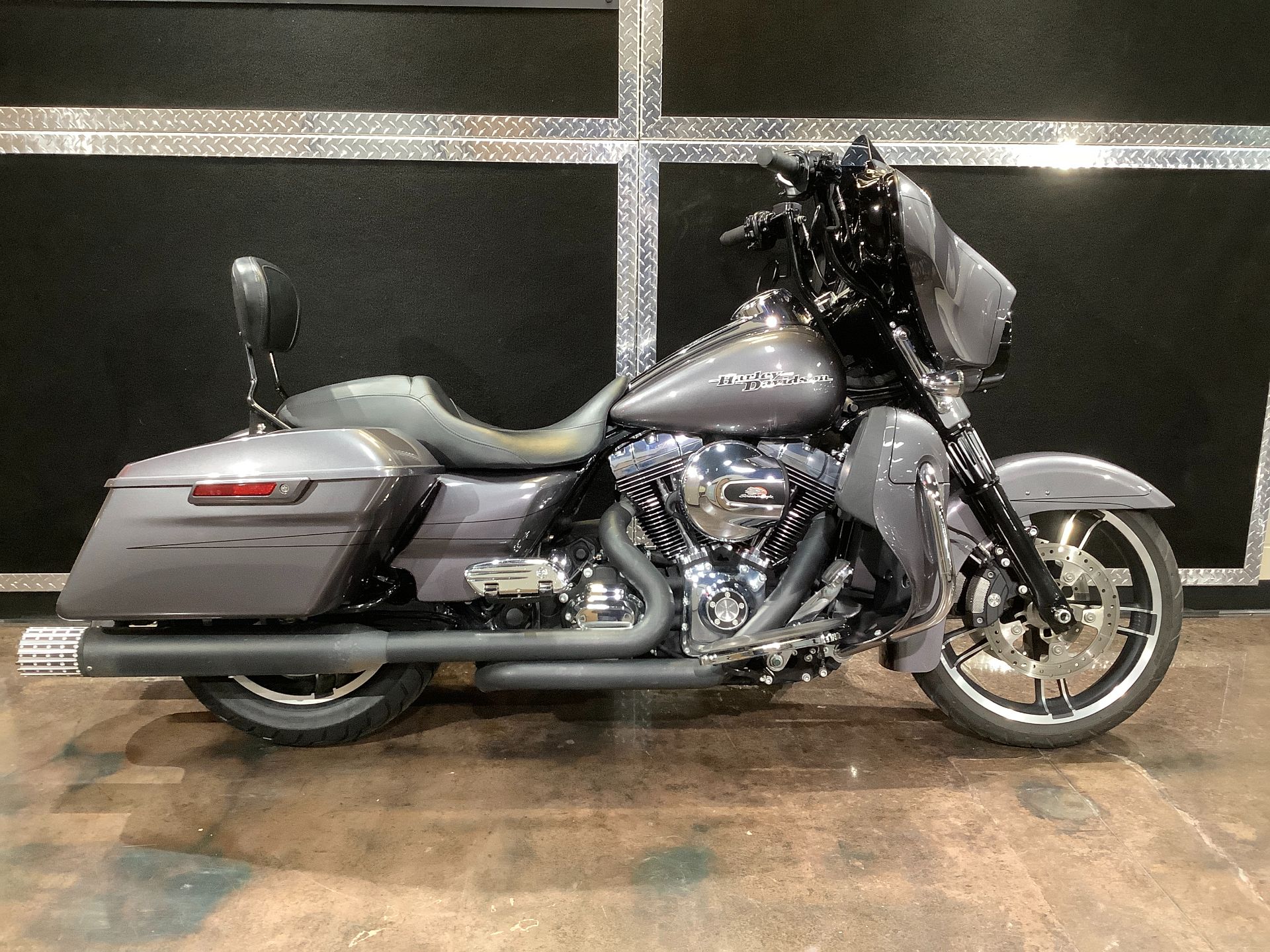 2015 Harley-Davidson STREET GLIDE SPECIAL in Burlington, Iowa - Photo 16