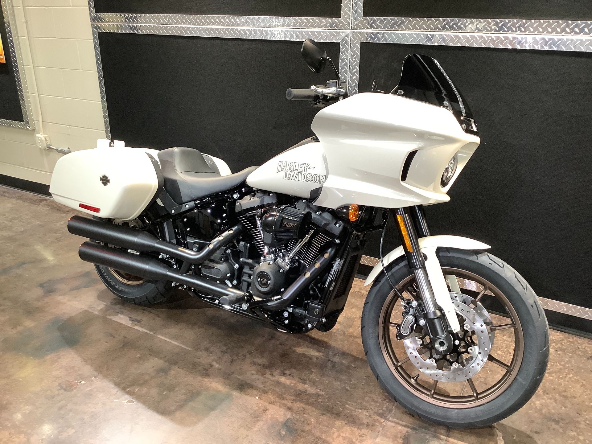 2023 Harley-Davidson Low Rider® ST in Burlington, Iowa - Photo 14